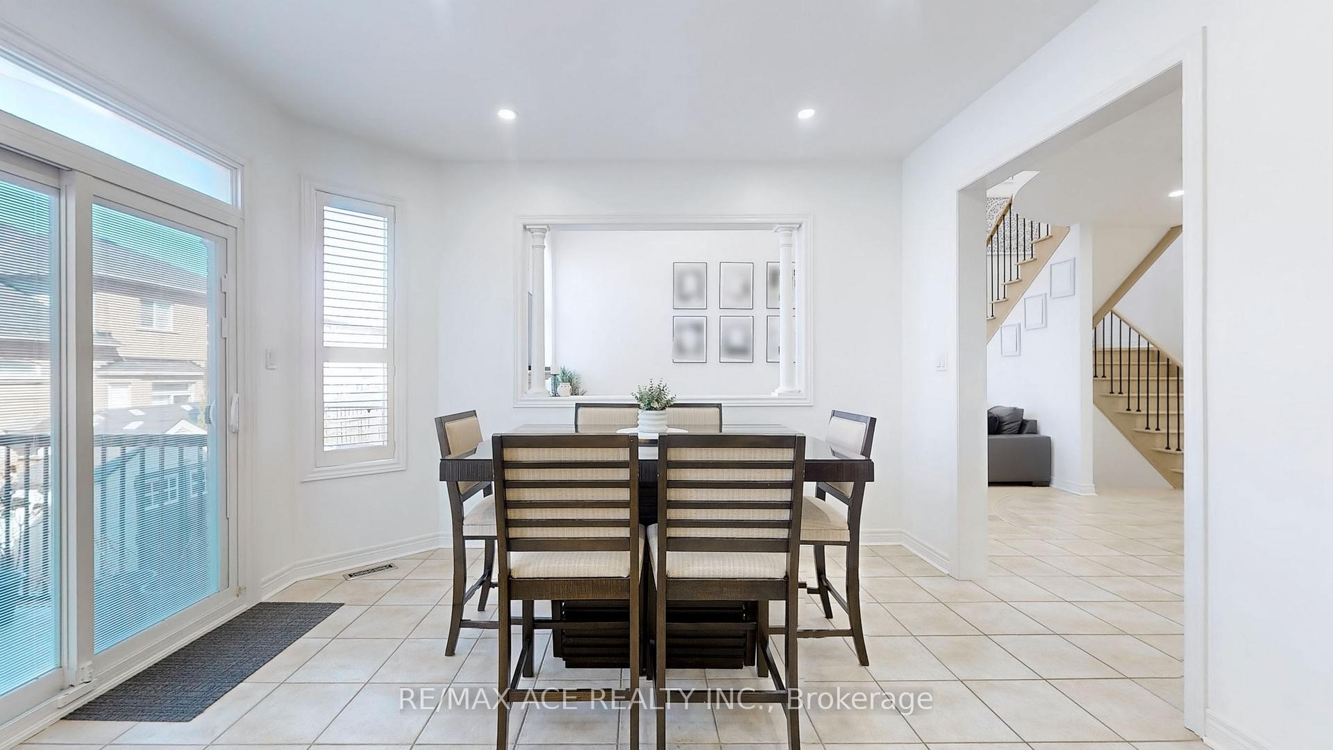 Photo 14 of 200 Monte Carlo Drive, Vaughan, Sonoma Heights — HOMEH