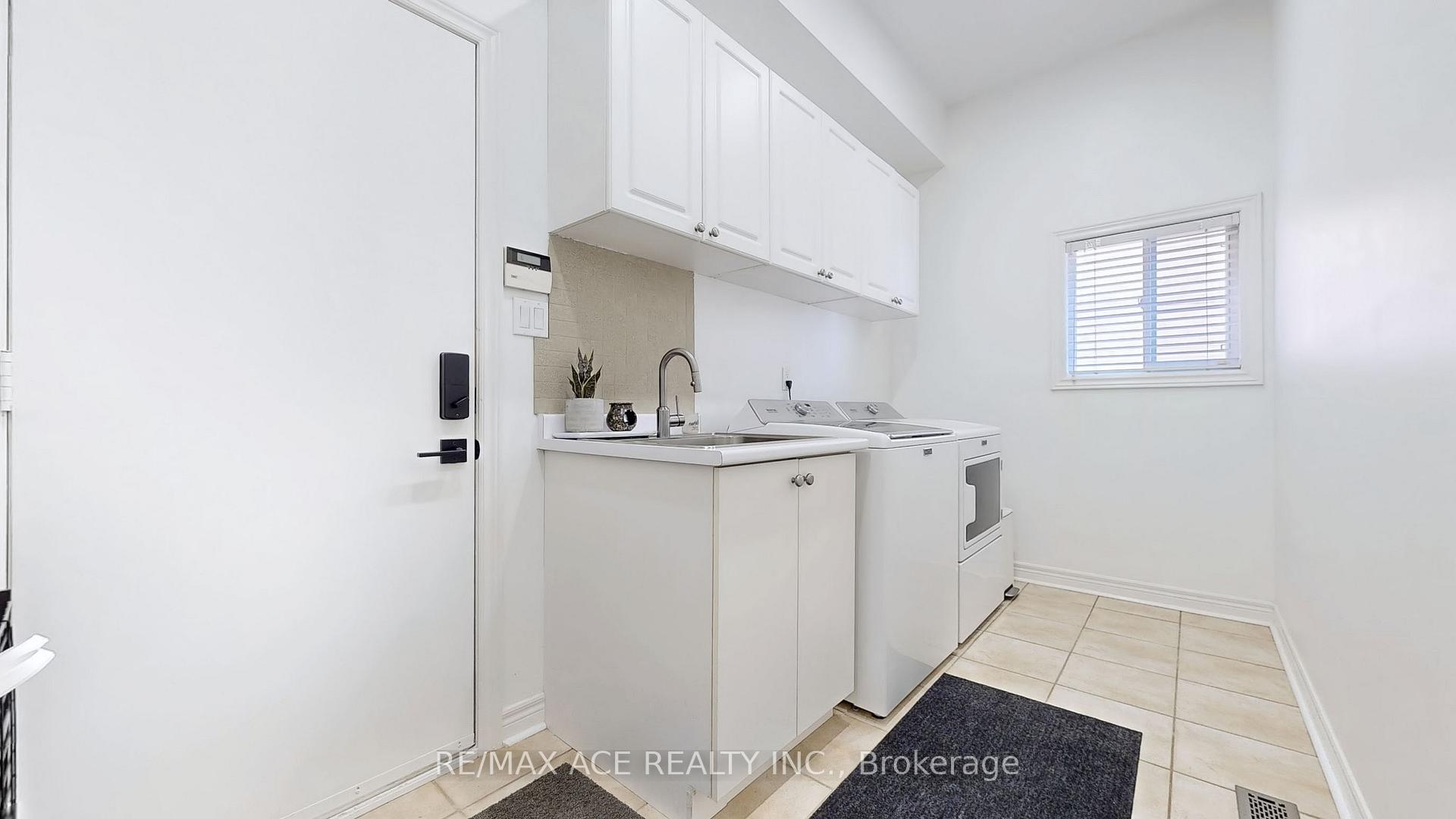 Photo 19 of 200 Monte Carlo Drive, Vaughan, Sonoma Heights — HOMEH