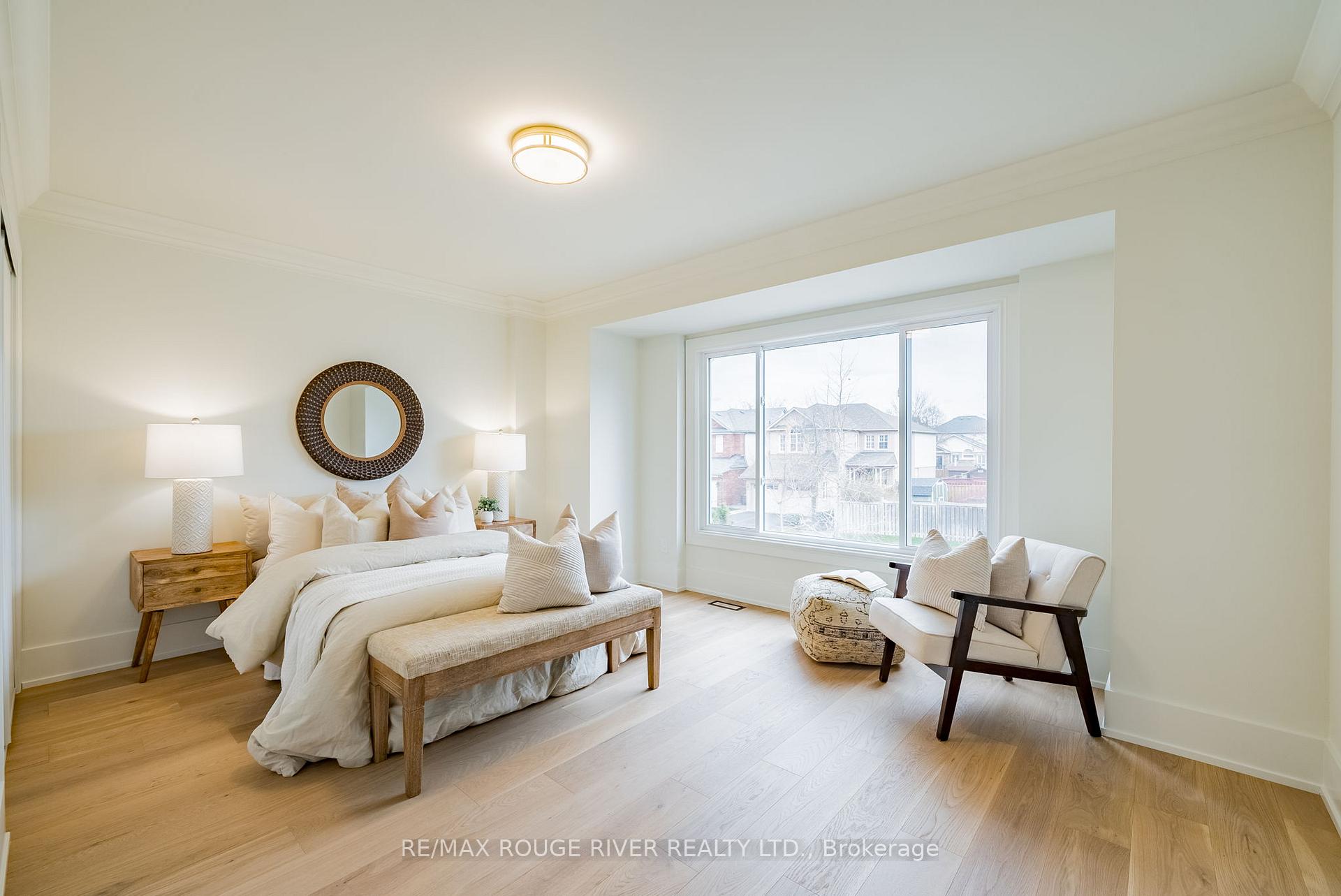 Photo 24 of 29 Tidewater Crescent, Whitby, Williamsburg — HOMEH