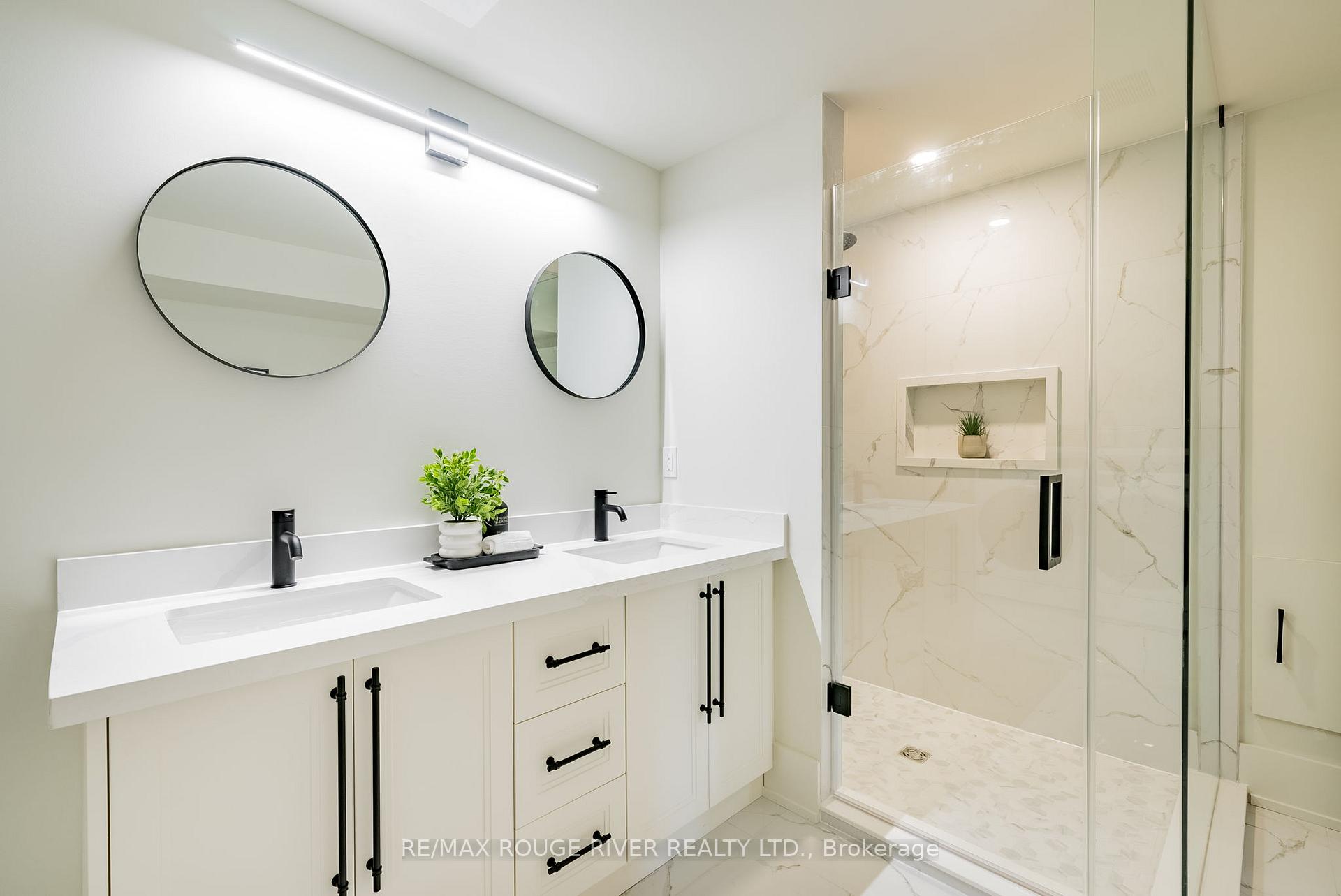 Photo 37 of 29 Tidewater Crescent, Whitby, Williamsburg — HOMEH