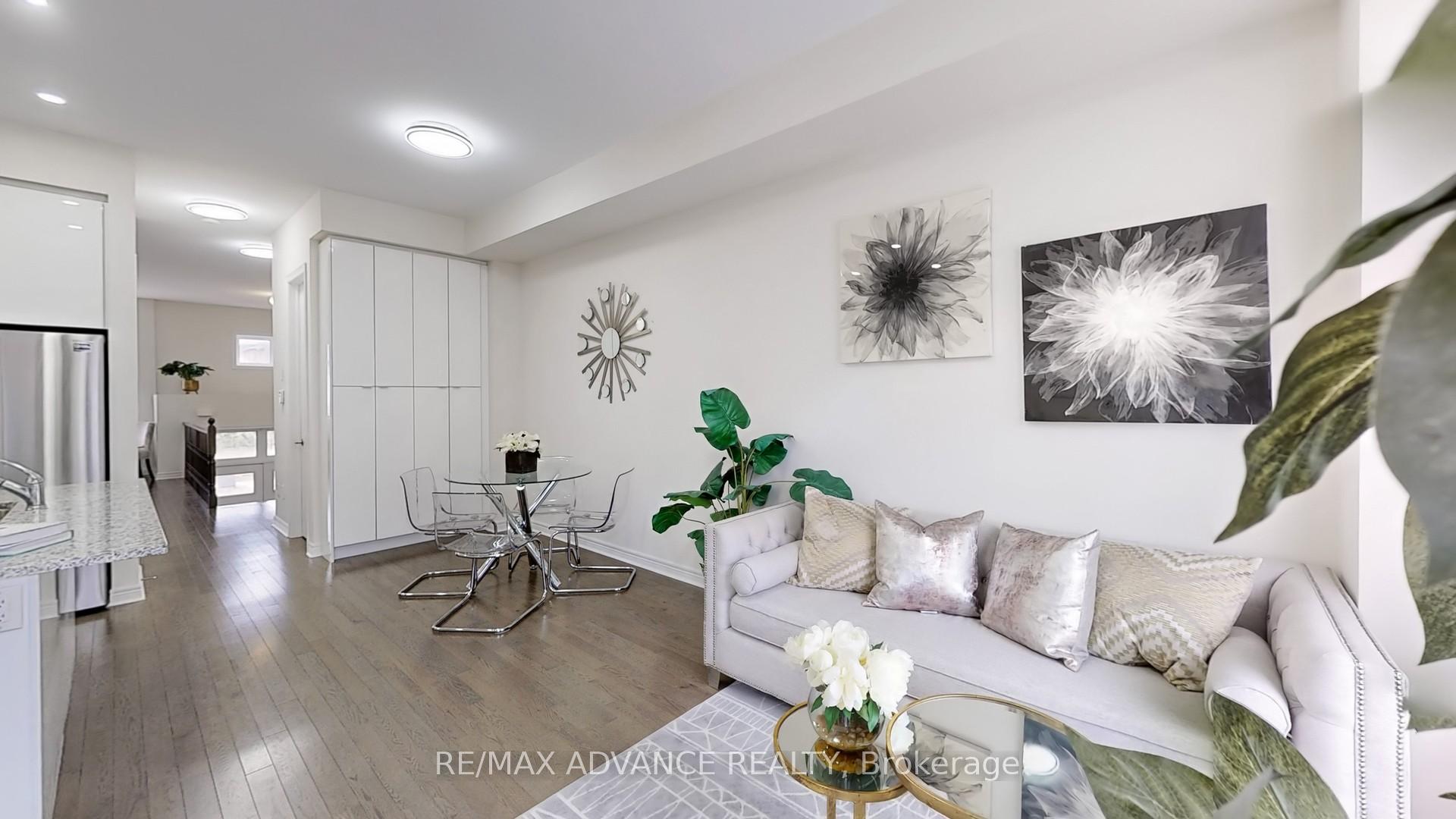 Photo 4 of 59 Lebovic Campus Drive, Vaughan, Patterson — HOMEH
