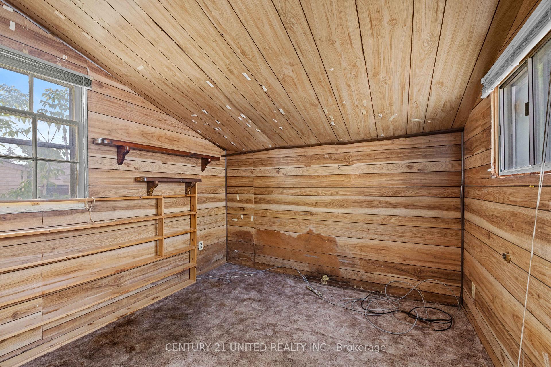 Photo 15 of 249 Woodbine Avenue, Peterborough, Ashburnham Ward 4 — HOMEH