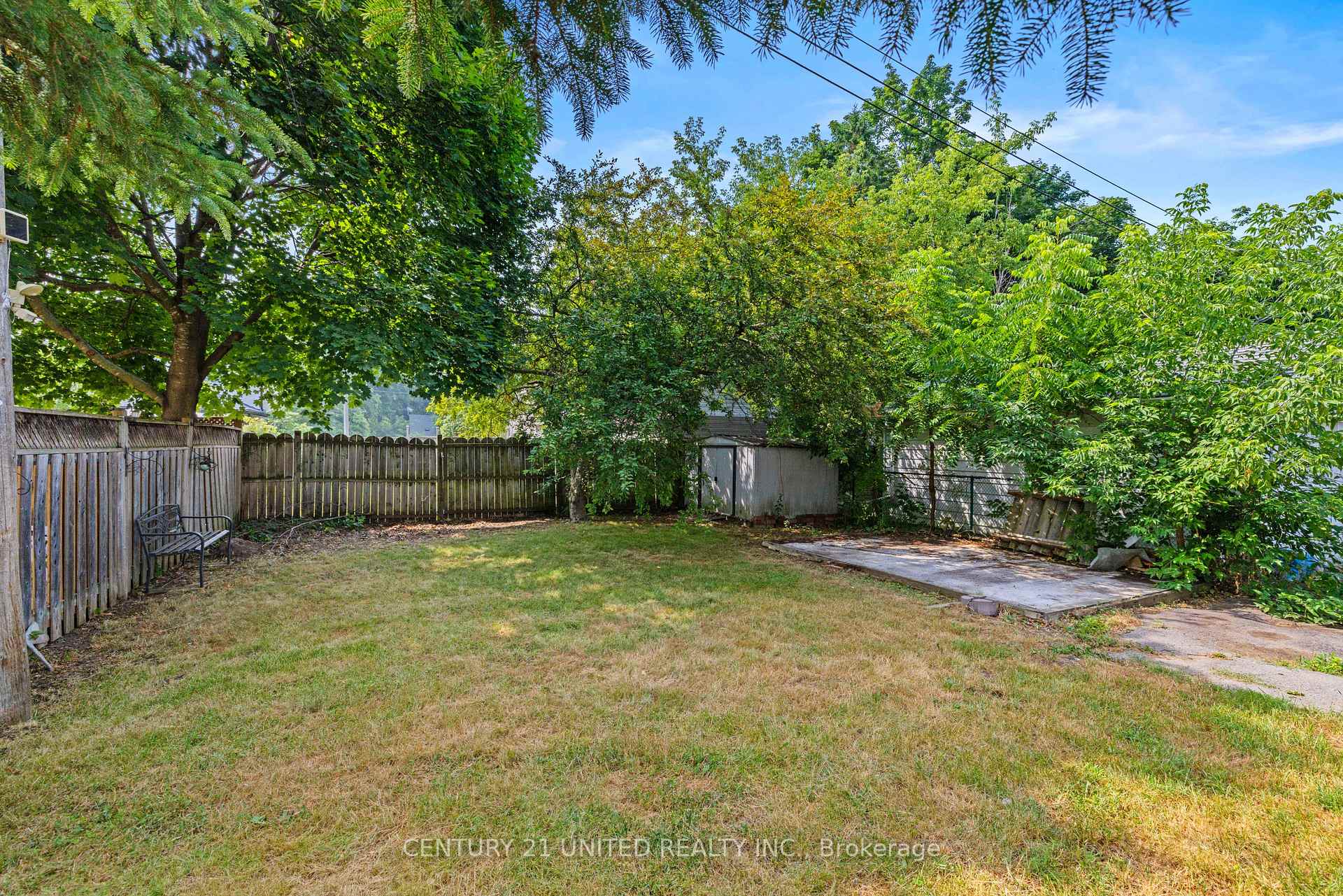 Photo 32 of 249 Woodbine Avenue, Peterborough, Ashburnham Ward 4 — HOMEH