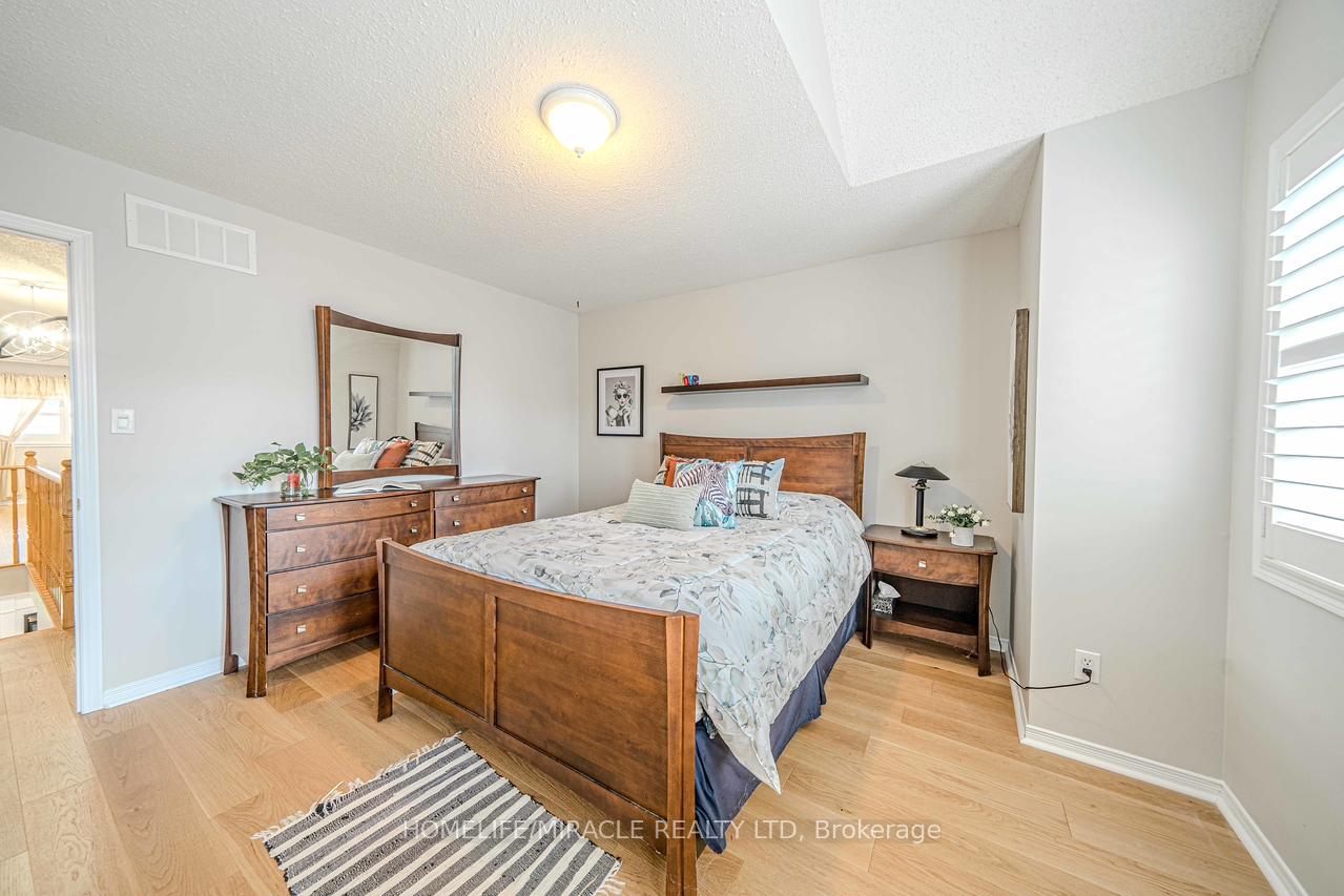 Photo 31 of 47 Gabrielle Crescent, Whitby, Rolling Acres — HOMEH