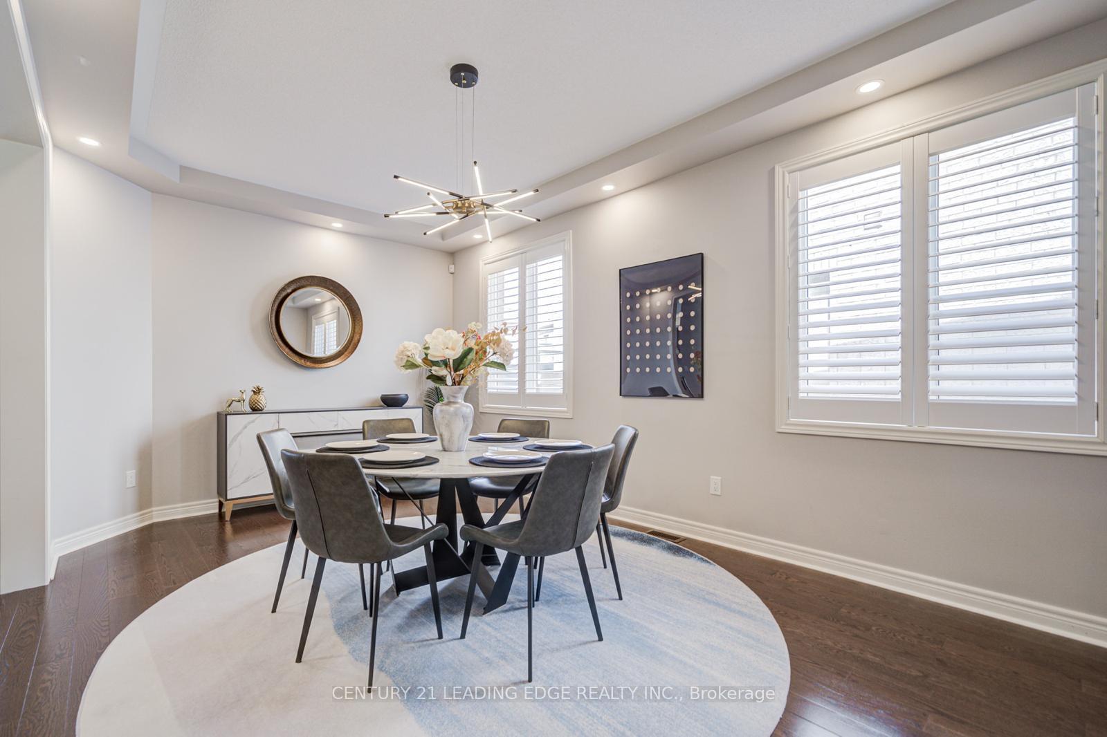 Photo 4 of 127 Warren McBride Crescent, Aurora, Rural Aurora — HOMEH