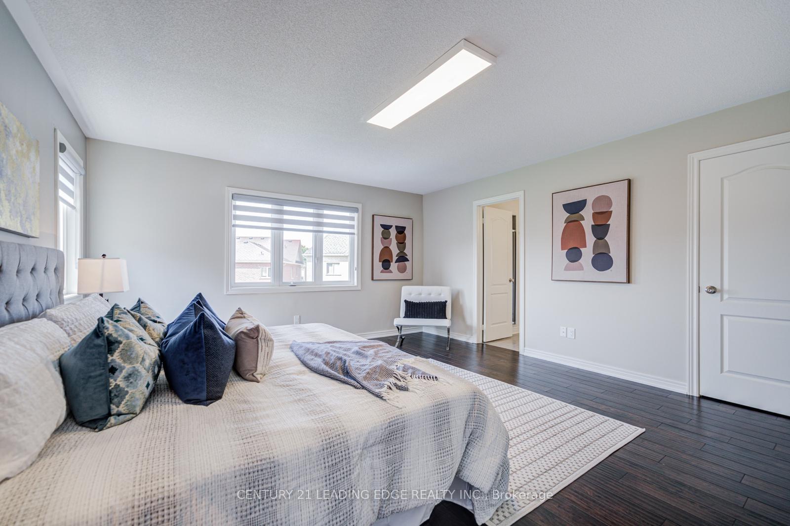 Photo 22 of 127 Warren McBride Crescent, Aurora, Rural Aurora — HOMEH