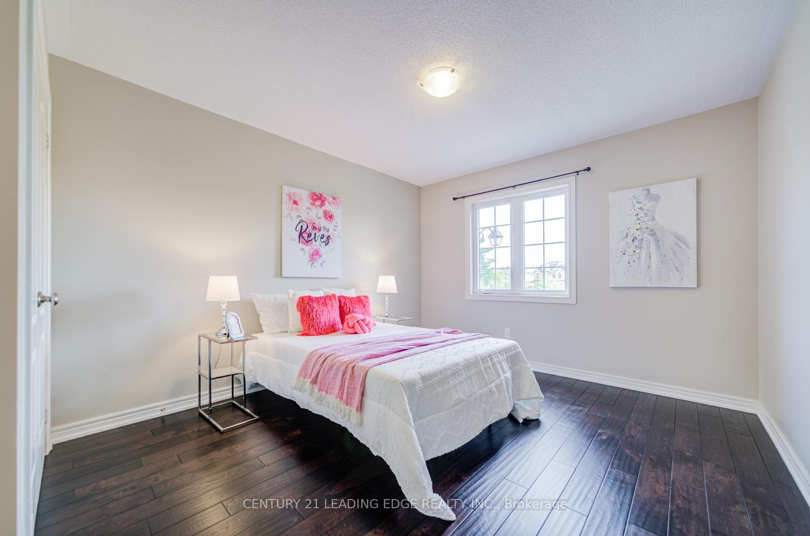 Photo 28 of 127 Warren McBride Crescent, Aurora, Rural Aurora — HOMEH
