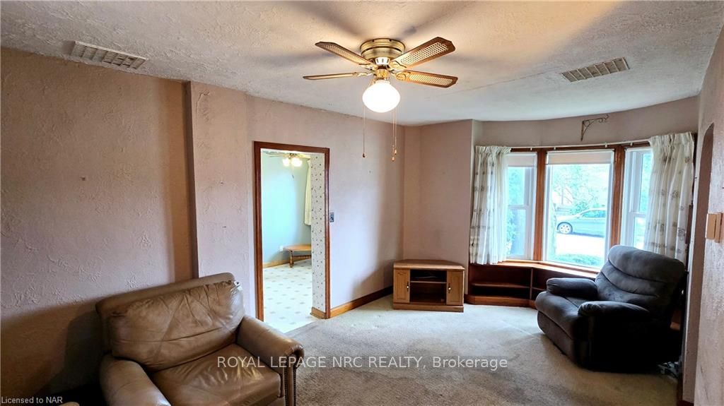 Photo 7 of 28 Myrtle Avenue, Welland, Welland Downtown — HOMEH