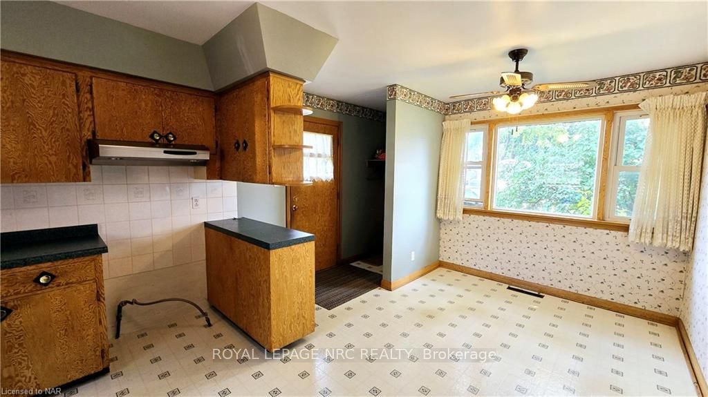 Photo 11 of 28 Myrtle Avenue, Welland, Welland Downtown — HOMEH