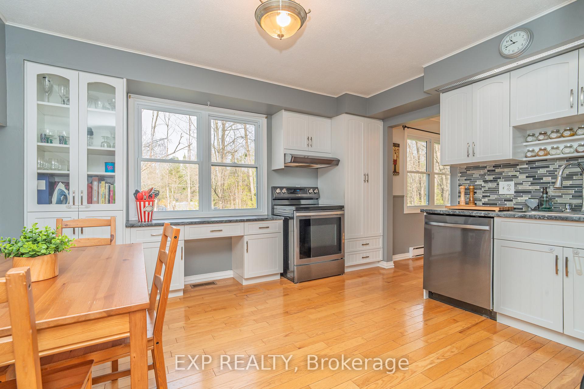 Photo 11 of 8264 15, Beckwith, Beckwith Twp — HOMEH