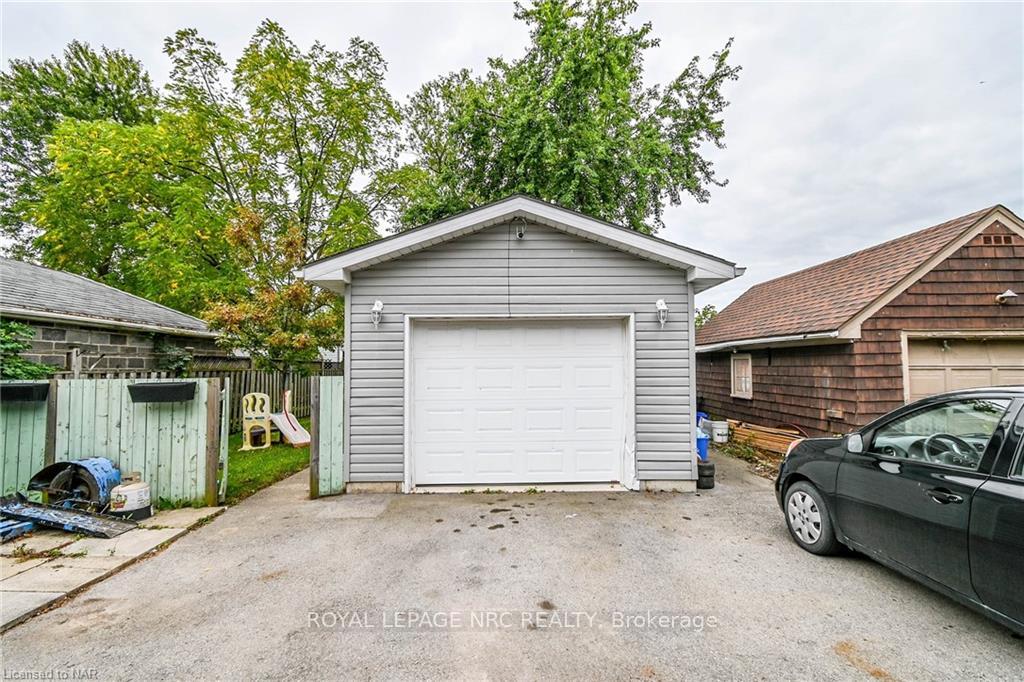 Photo 35 of 93 Griffith Street, Welland, Welland Downtown — HOMEH