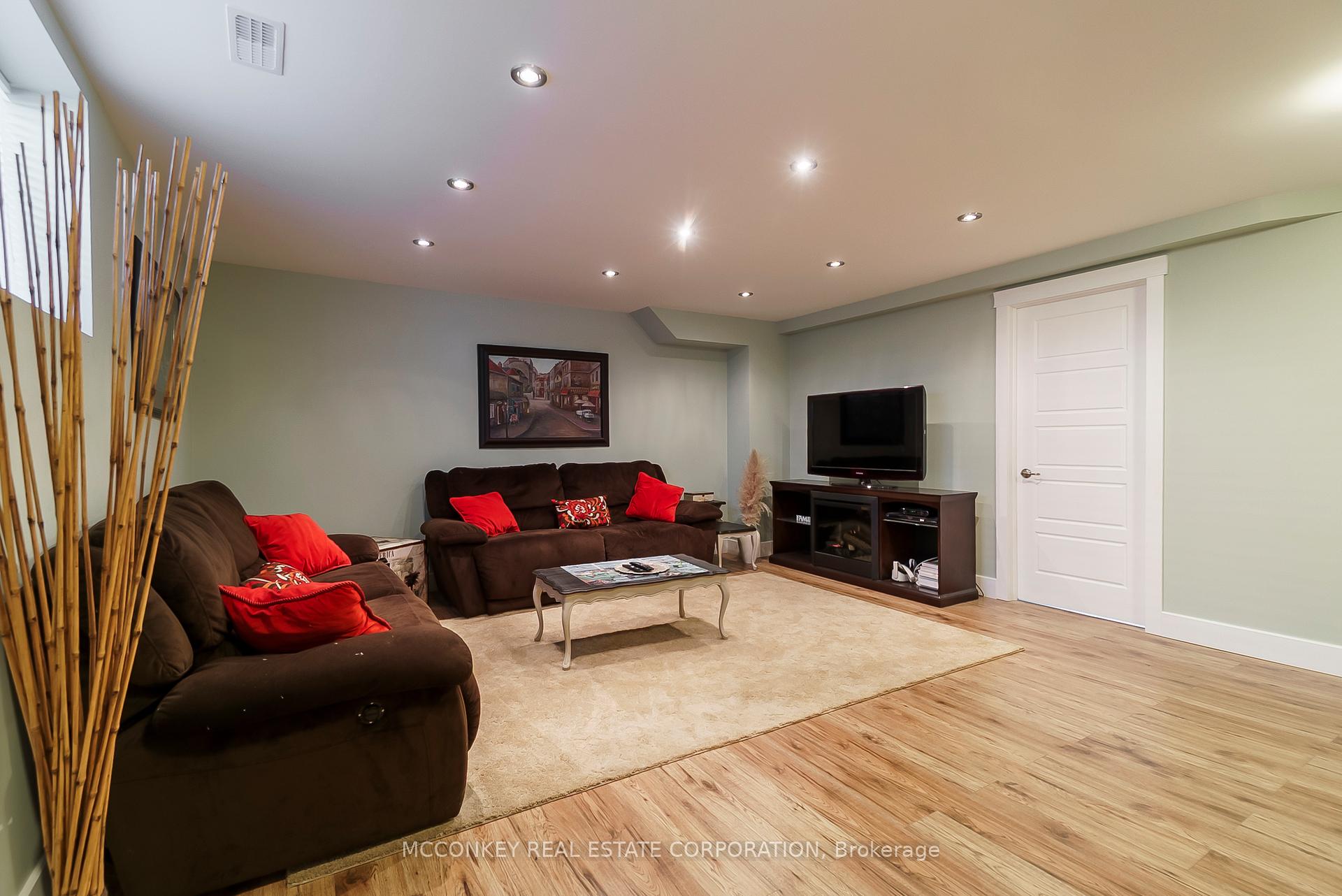 Photo 43 of 753 Hargrove Trail, Peterborough, Ashburnham Ward 4 — HOMEH