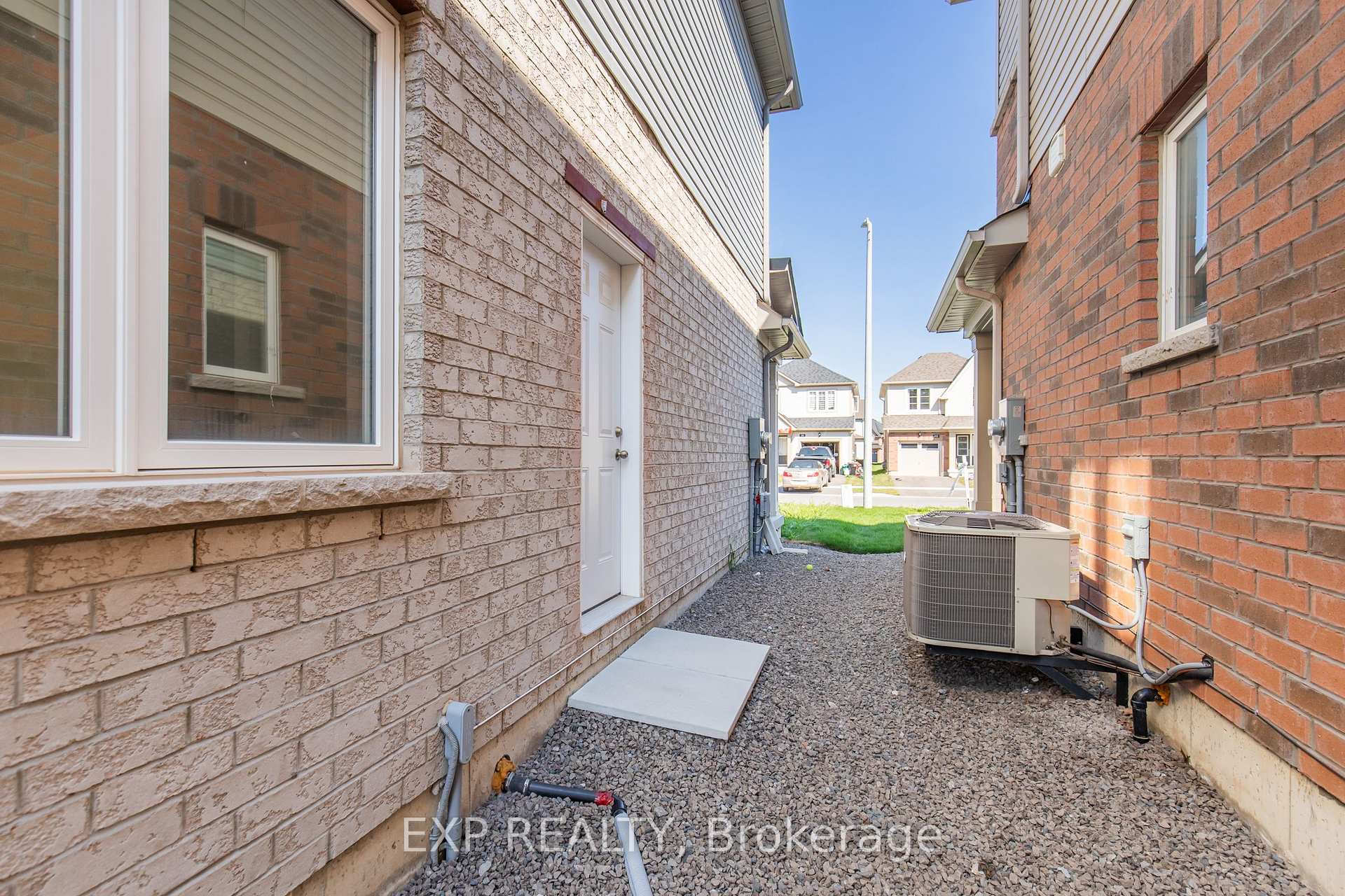 Photo 17 of 103 Tumblewood Place, Welland, Dain City — HOMEH