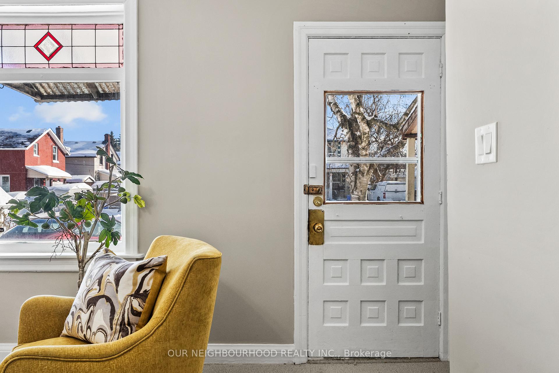 Photo 5 of 68 Second Avenue, Oshawa, Central — HOMEH
