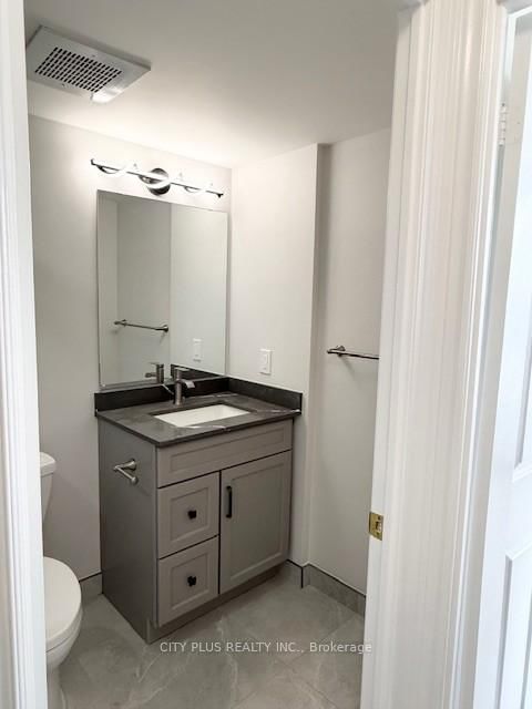 Photo 7 of Unit 817, 3181 Bayview Ave, North York, Bayview Woods-Steeles — HOMEH