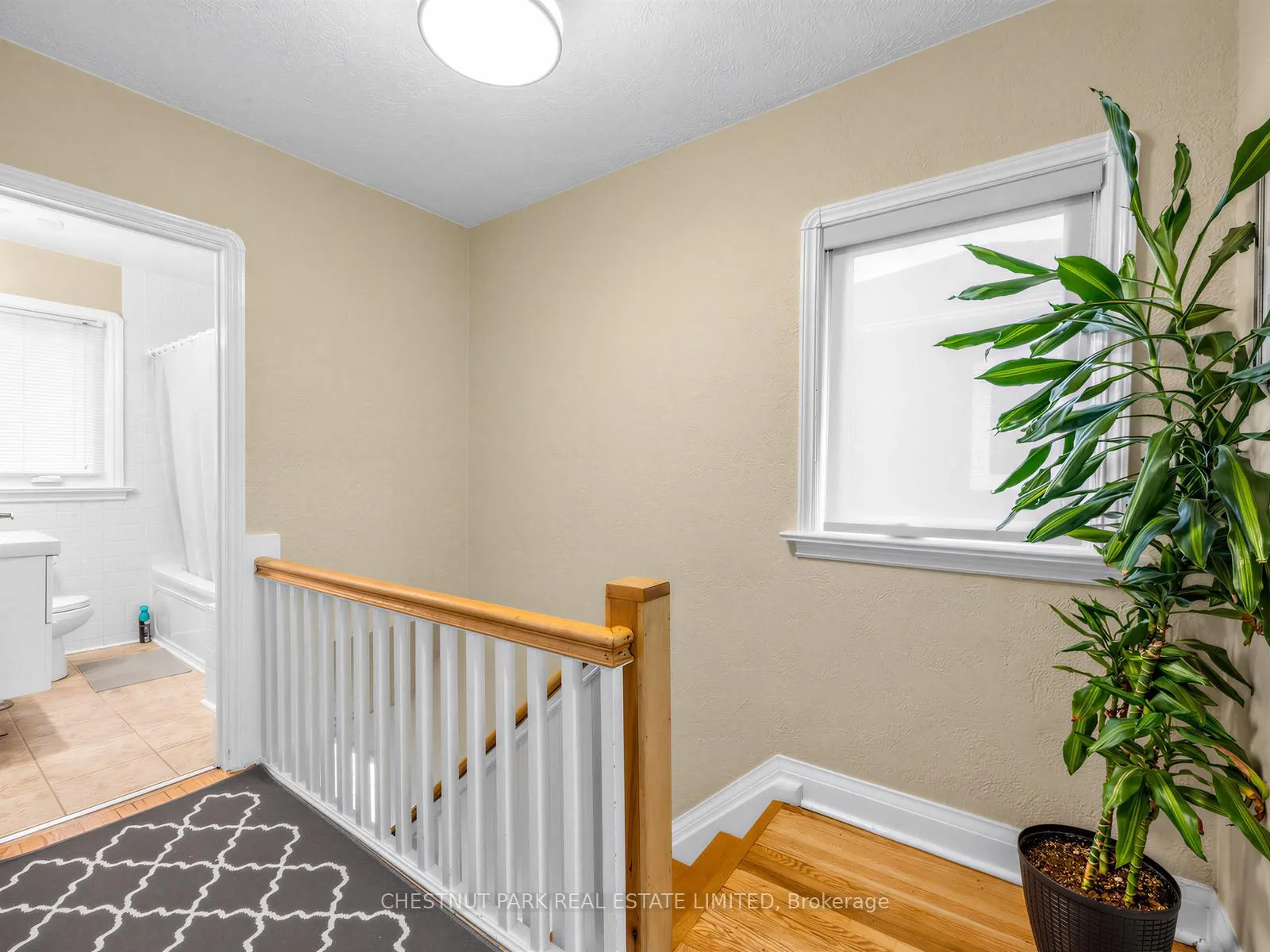 Photo 15 of 246 Donlea Drive, Toronto, Leaside — HOMEH