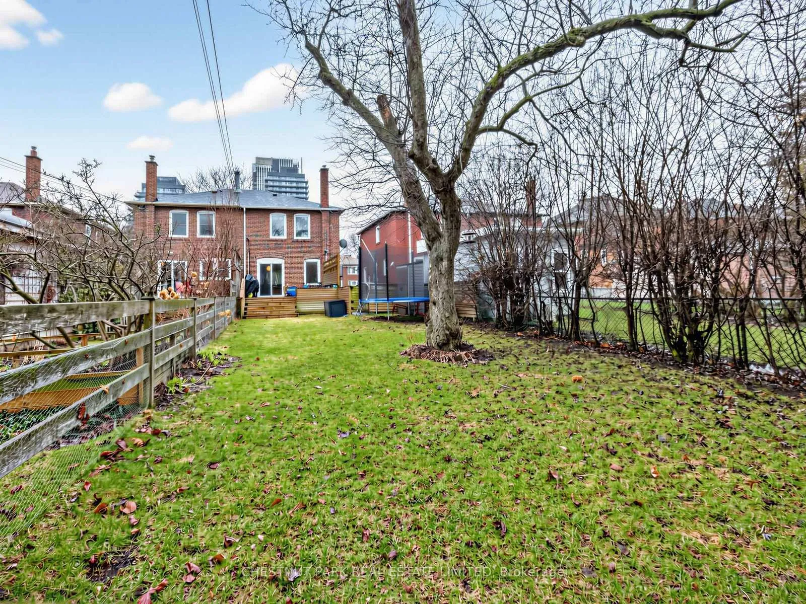 Photo 27 of 246 Donlea Drive, Toronto, Leaside — HOMEH