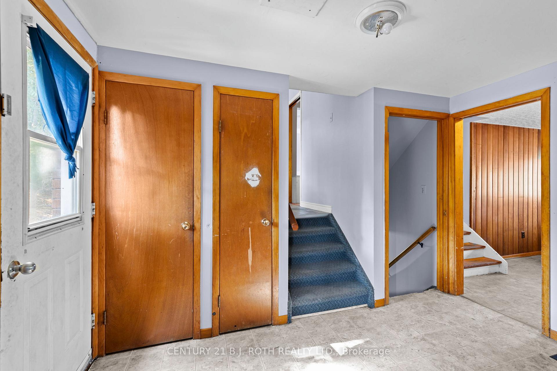 Photo 16 of 15 Cartier Court, Peterborough, Northcrest Ward 5 — HOMEH