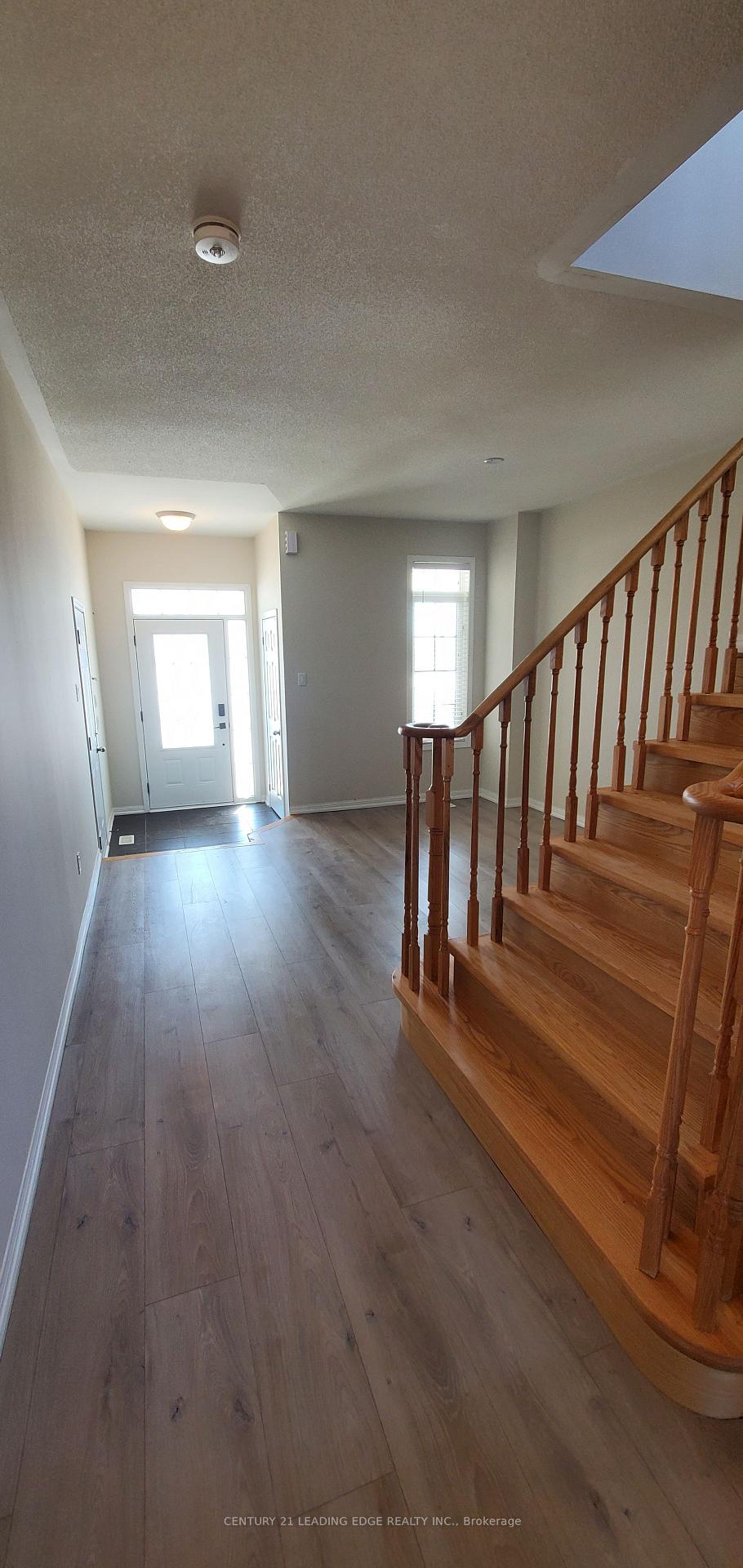 Photo 6 of 8 Hurst Drive, Ajax, Northwest Ajax — HOMEH