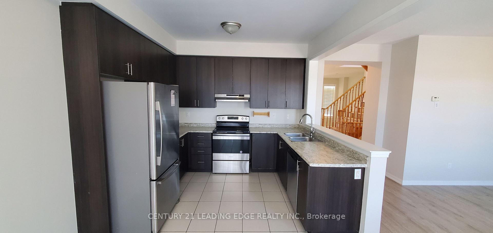 Photo 9 of 8 Hurst Drive, Ajax, Northwest Ajax — HOMEH