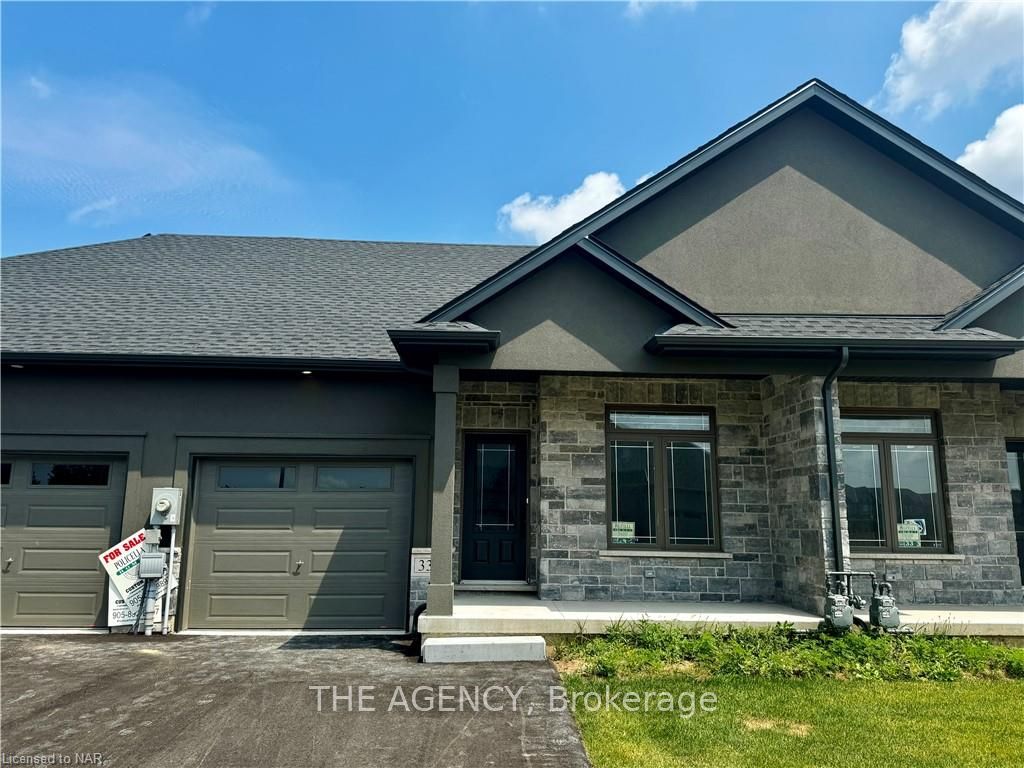 Photo 2 of 33 Austin Drive, Welland, West Welland — HOMEH