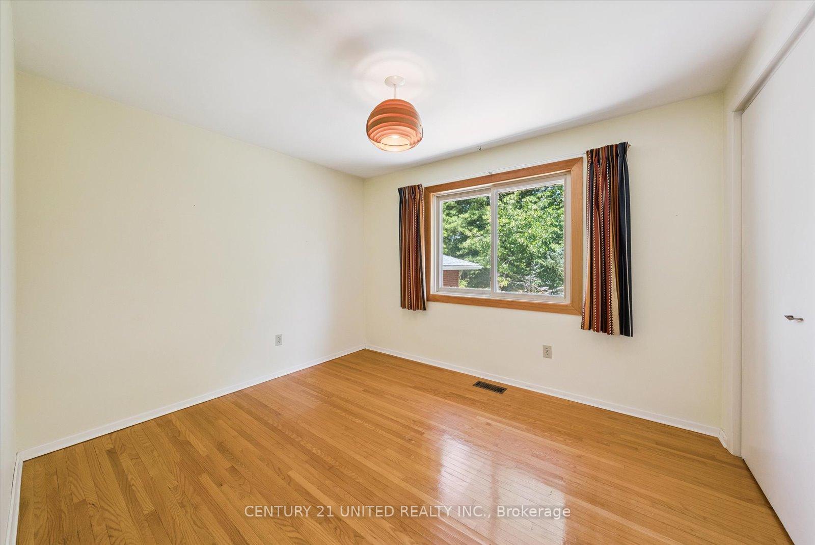 Photo 29 of 1 Fenwood Circle, Peterborough, Monaghan Ward 2 — HOMEH