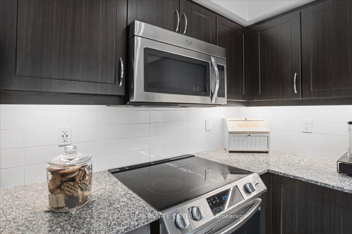 Photo 10 of Unit 307, 132 Widdicombe Hill Blvd, Etobicoke, Willowridge-Martingrove-Richview — HOMEH
