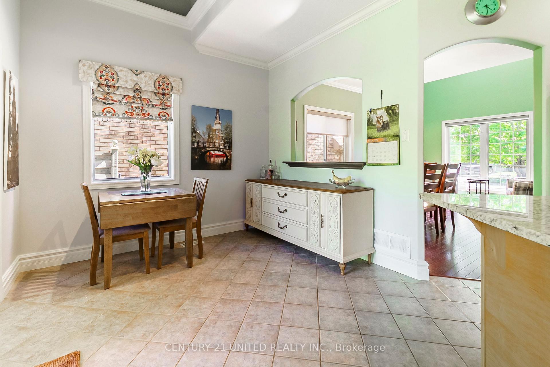 Photo 11 of 2416 Denure Drive, Peterborough, Monaghan Ward 2 — HOMEH
