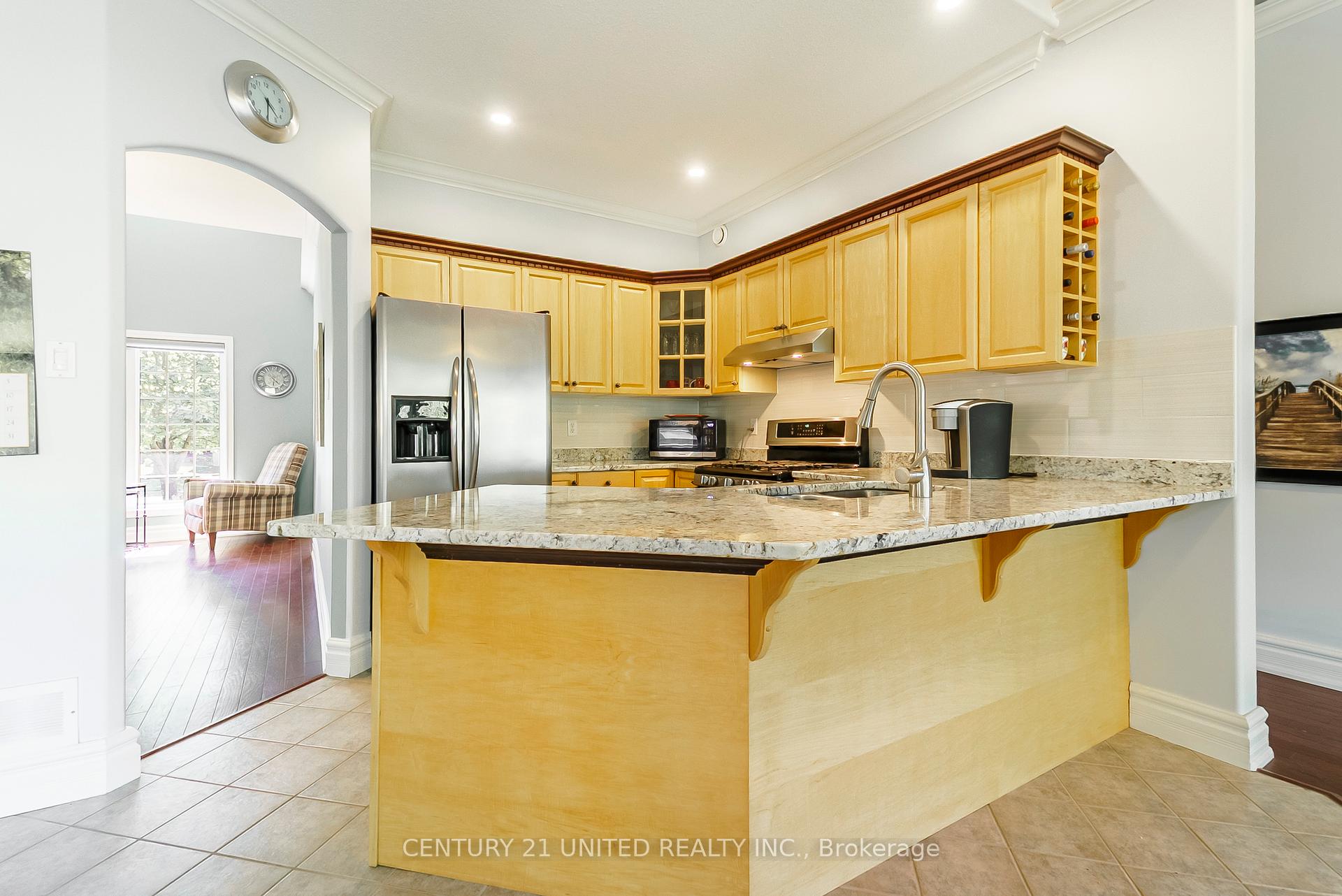 Photo 13 of 2416 Denure Drive, Peterborough, Monaghan Ward 2 — HOMEH