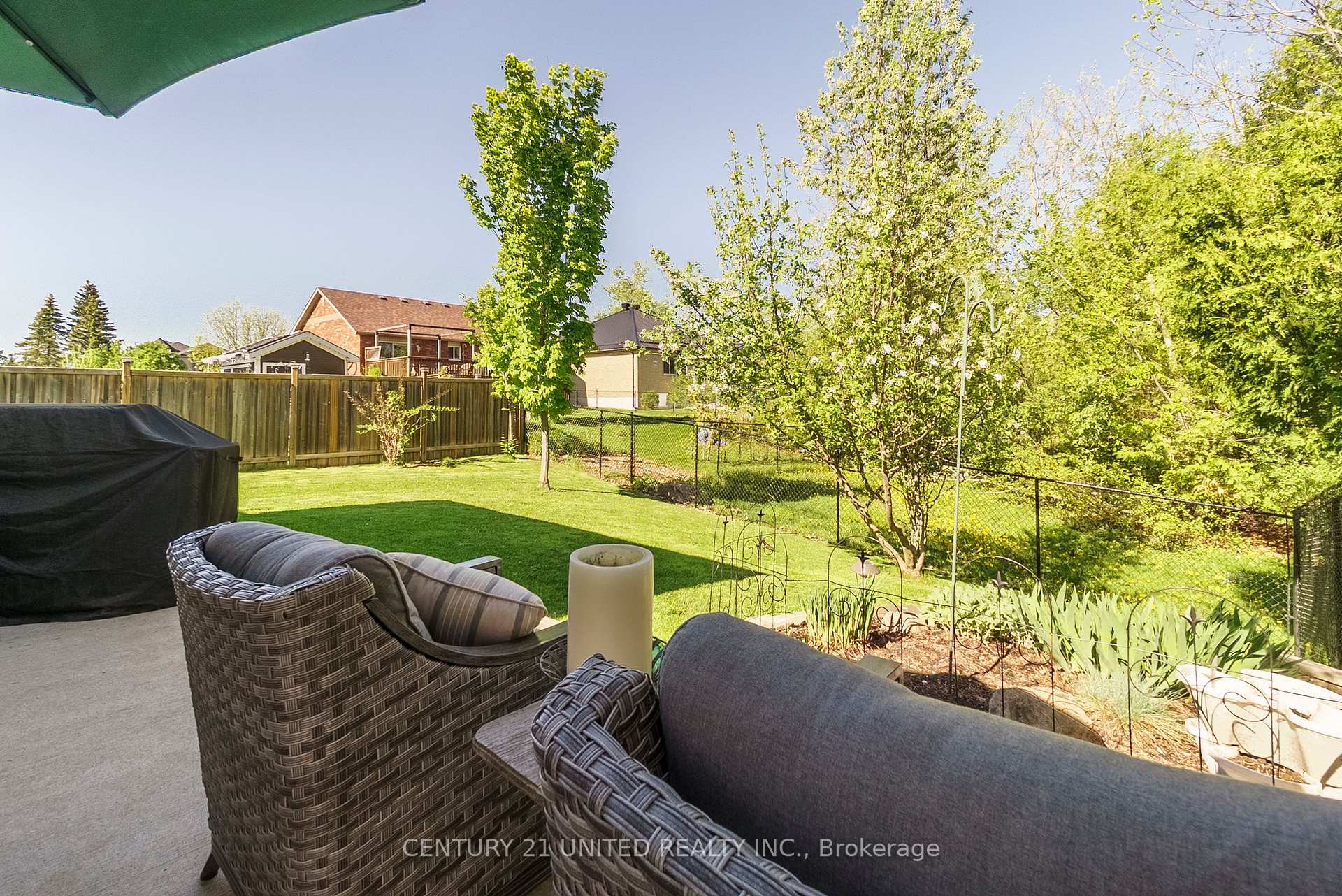 Photo 36 of 2416 Denure Drive, Peterborough, Monaghan Ward 2 — HOMEH