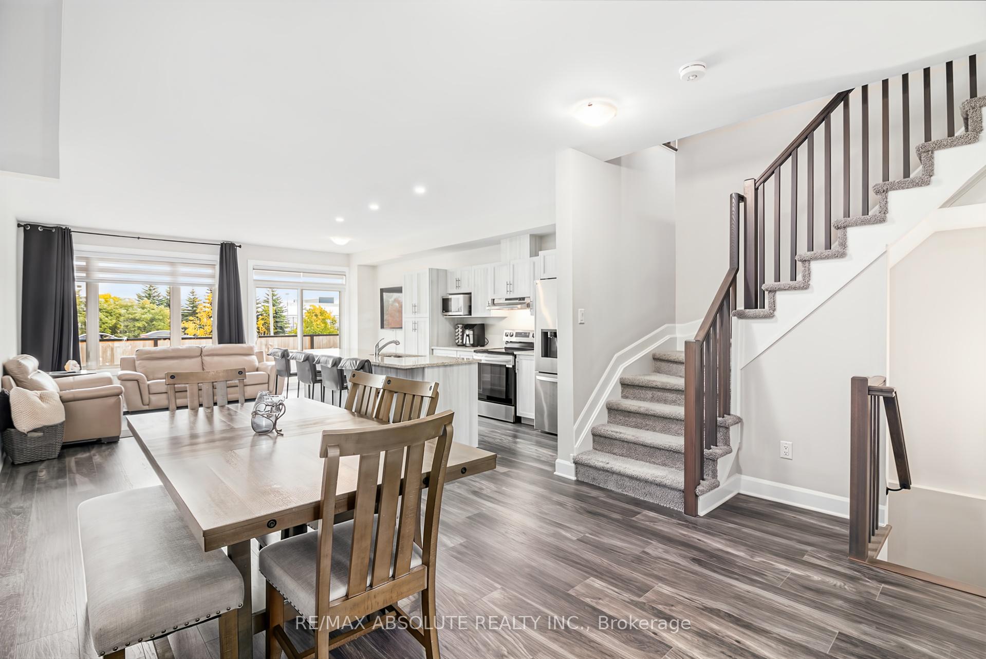 Photo 4 of 184 Hooper Street, Carleton Place — HOMEH