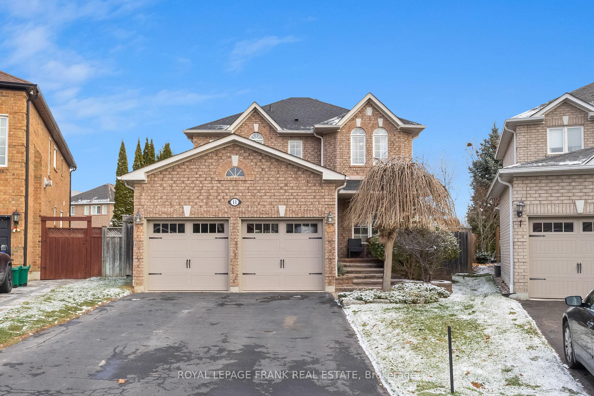 Photo 1 of 11 Pineway Court, Whitby, Rolling Acres — HOMEH