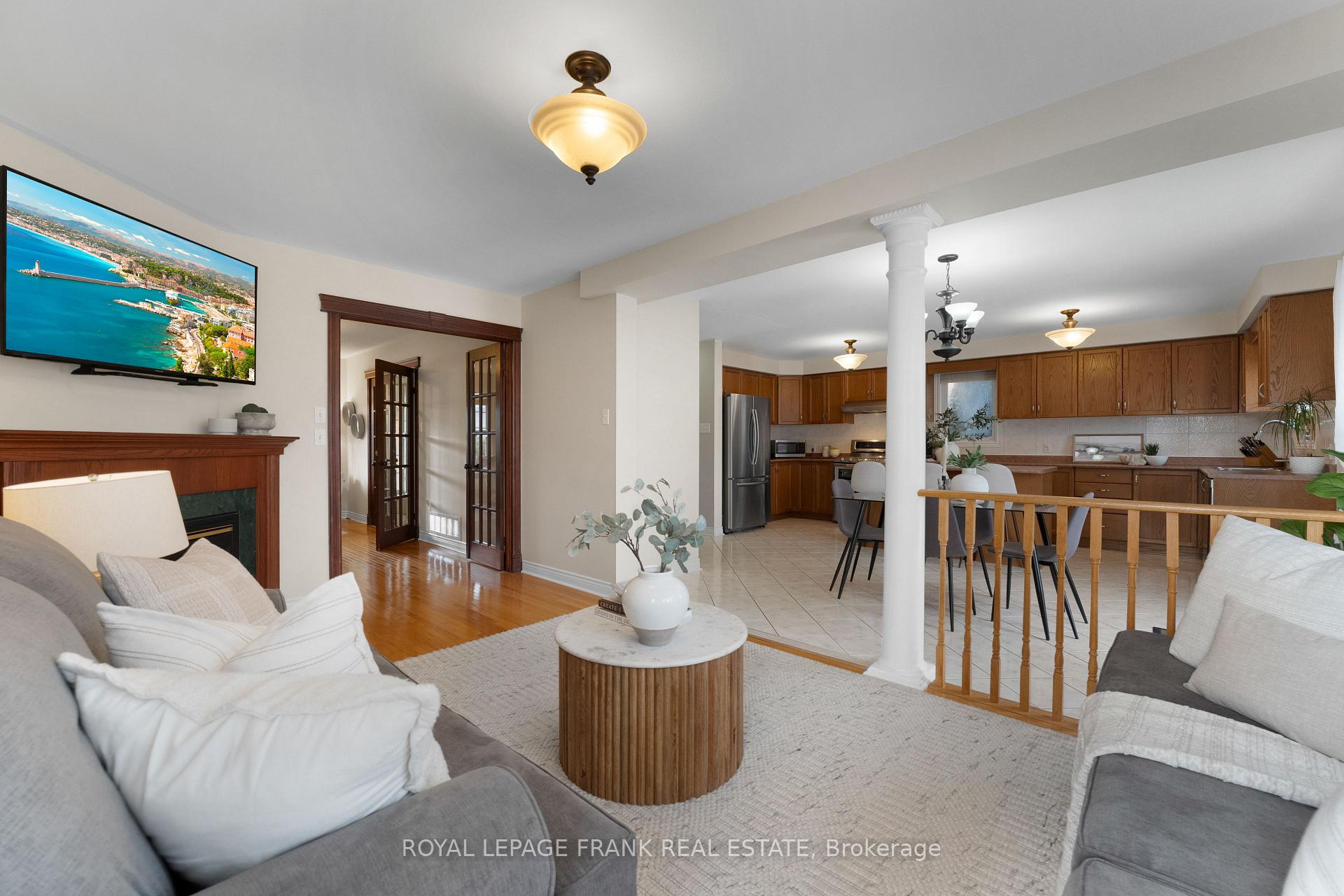 Photo 16 of 11 Pineway Court, Whitby, Rolling Acres — HOMEH