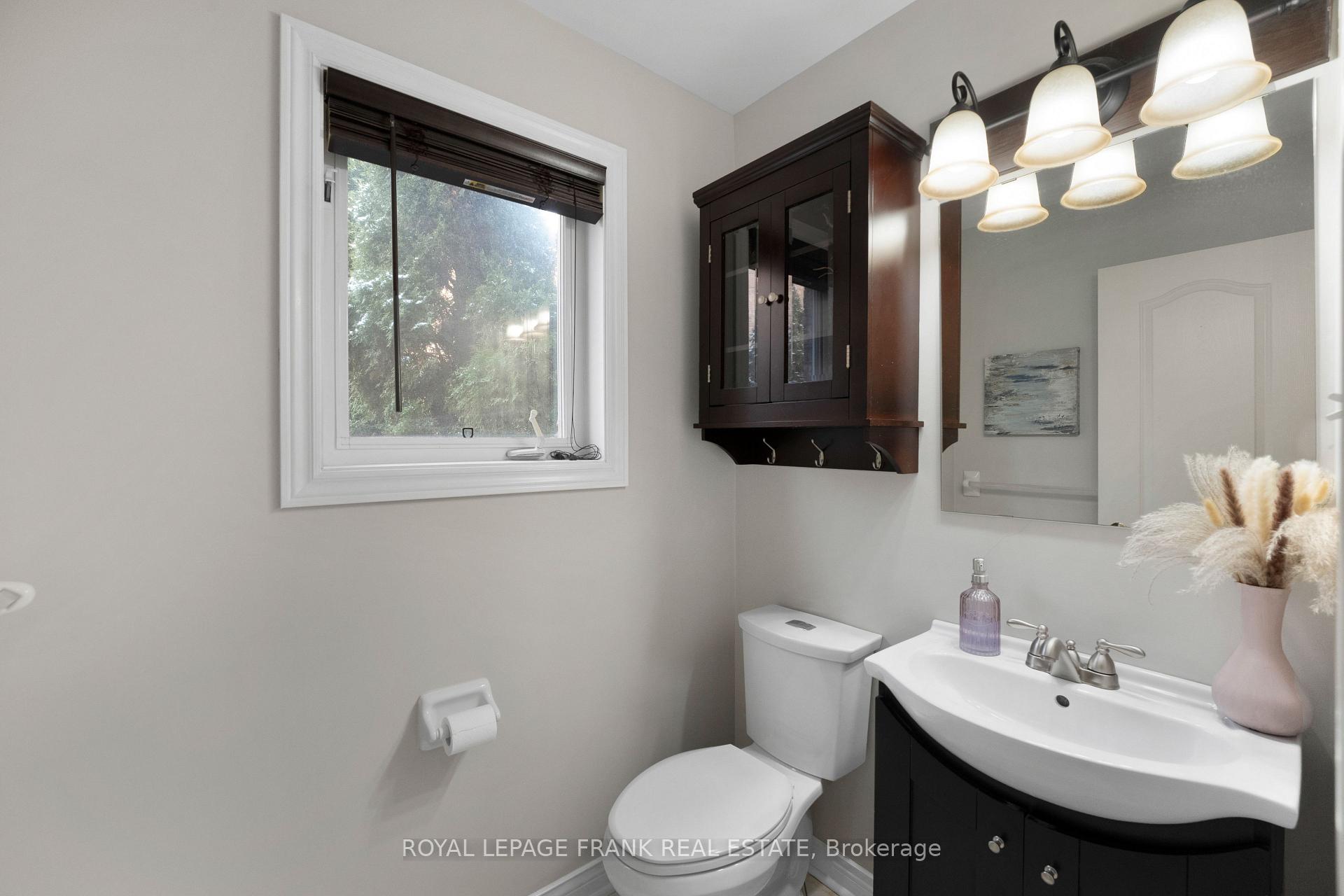 Photo 20 of 11 Pineway Court, Whitby, Rolling Acres — HOMEH