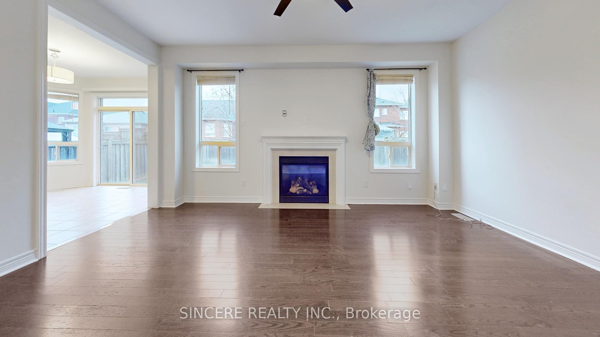 Photo 10 of 87 Rockland Crescent, Whitby, Brooklin — HOMEH