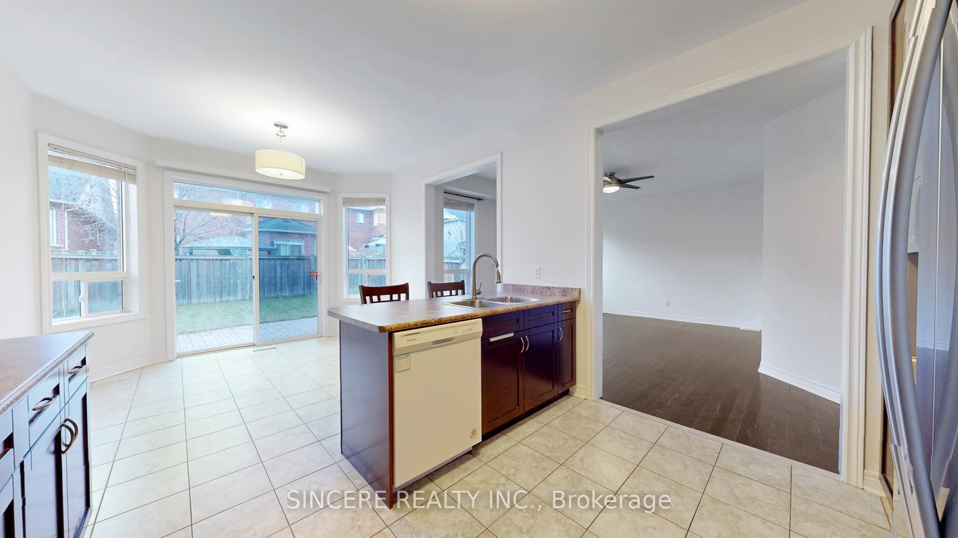 Photo 14 of 87 Rockland Crescent, Whitby, Brooklin — HOMEH