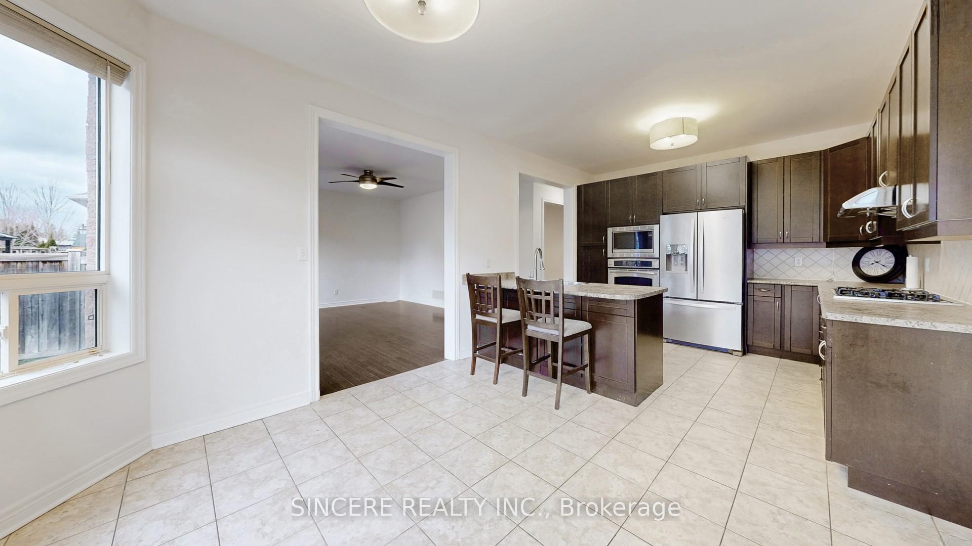 Photo 17 of 87 Rockland Crescent, Whitby, Brooklin — HOMEH
