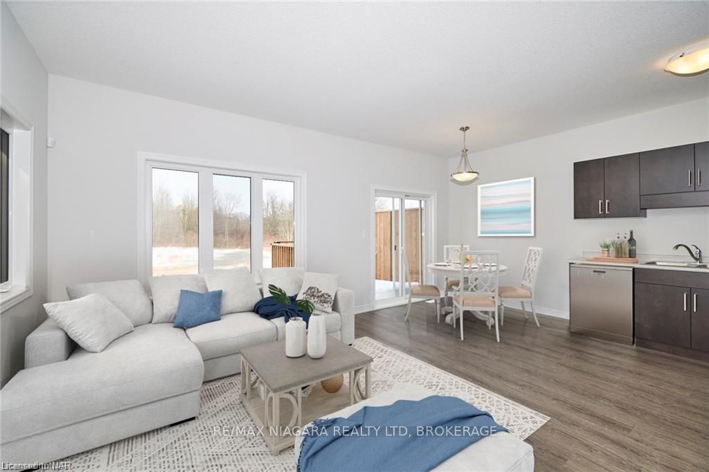 Photo 5 of 128 Sunflower Place, Welland, West Welland — HOMEH