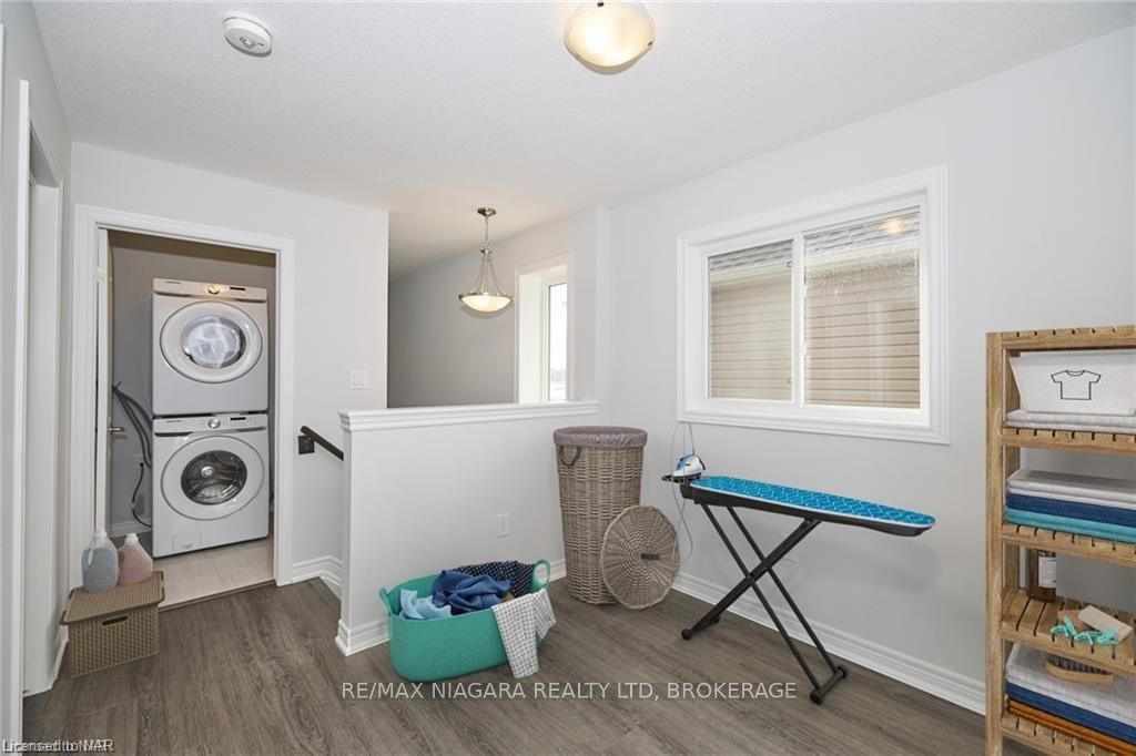 Photo 15 of 128 Sunflower Place, Welland, West Welland — HOMEH
