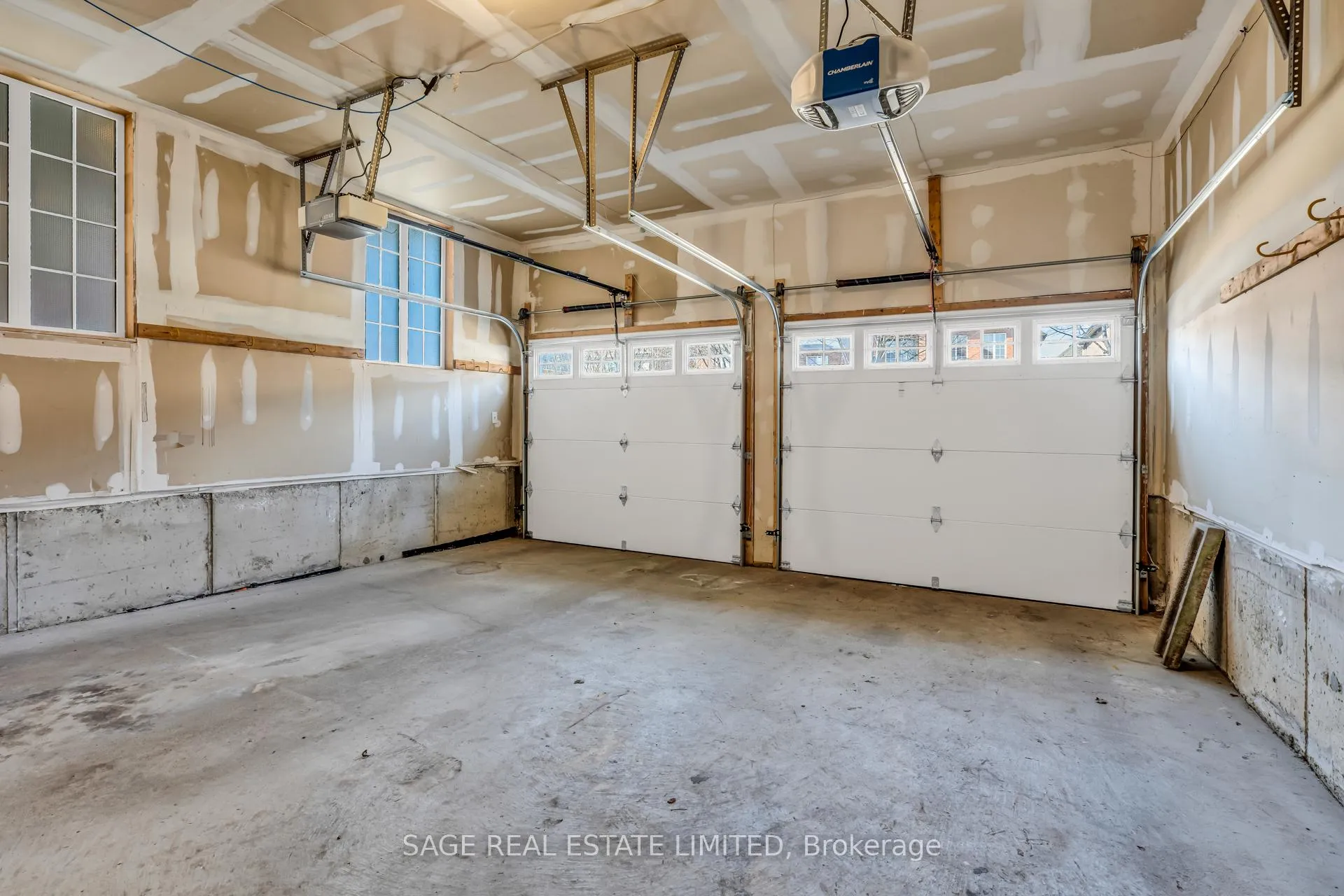 Photo 30 of 41 Cynthia Jean Street, Markham, Berczy — HOMEH