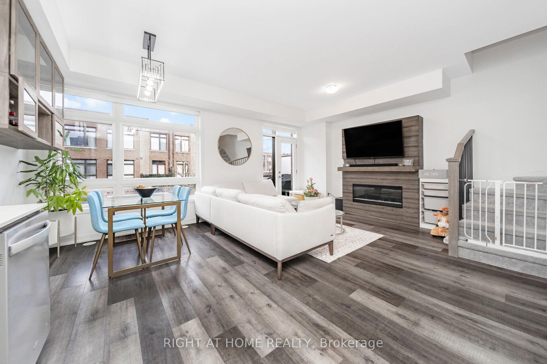Photo 20 of 10 Engel Street, Vaughan, Vaughan Grove — HOMEH