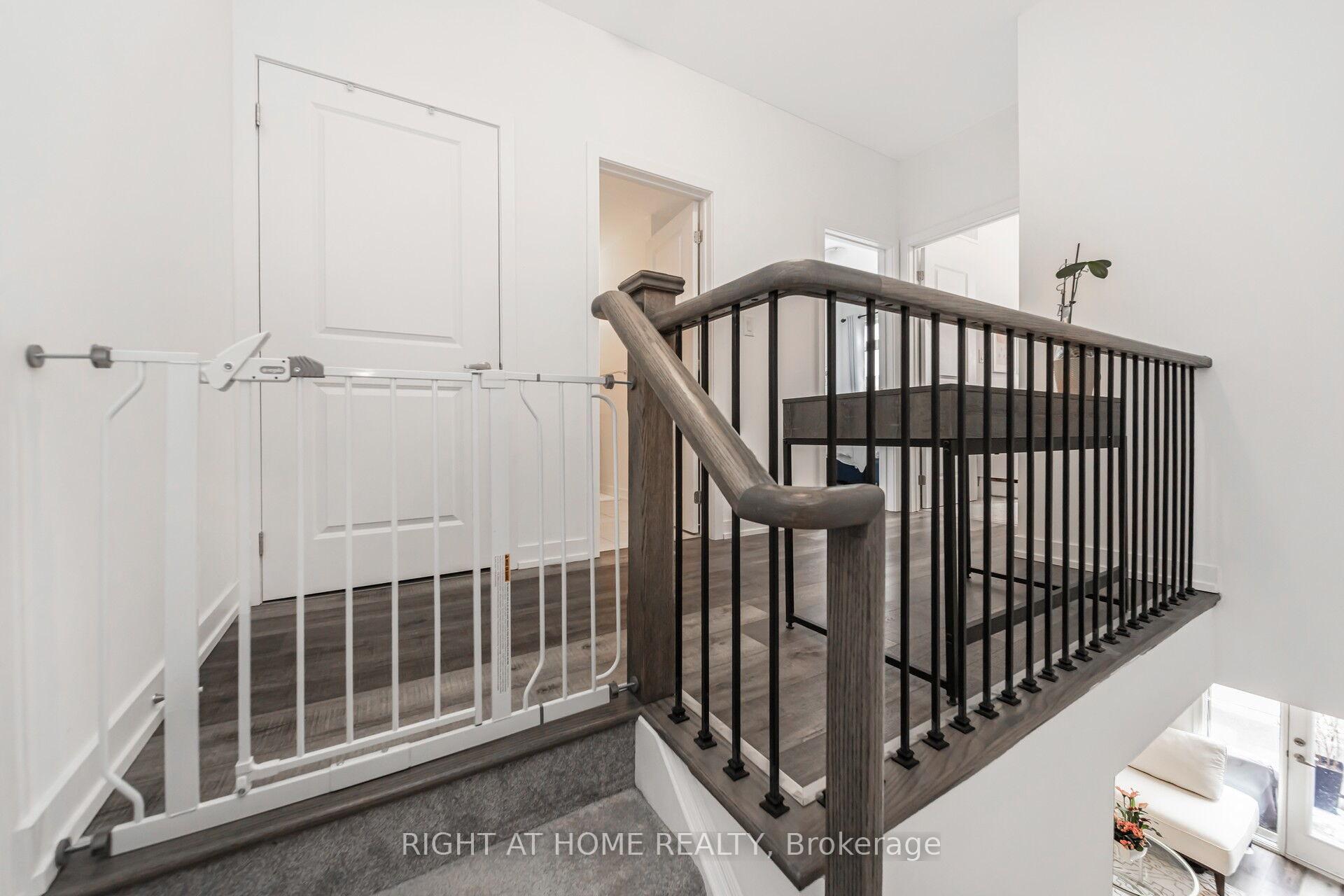 Photo 30 of 10 Engel Street, Vaughan, Vaughan Grove — HOMEH