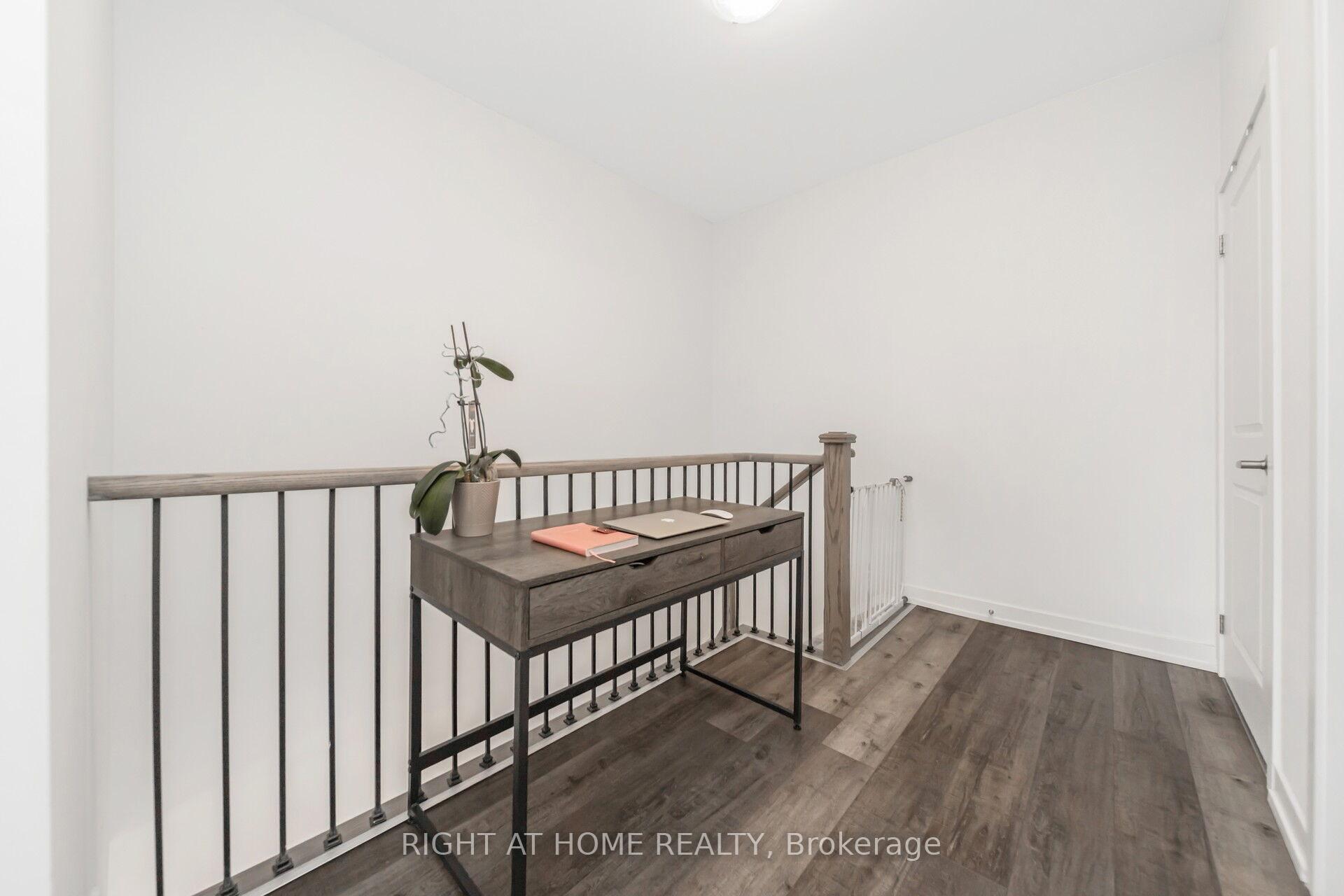 Photo 31 of 10 Engel Street, Vaughan, Vaughan Grove — HOMEH
