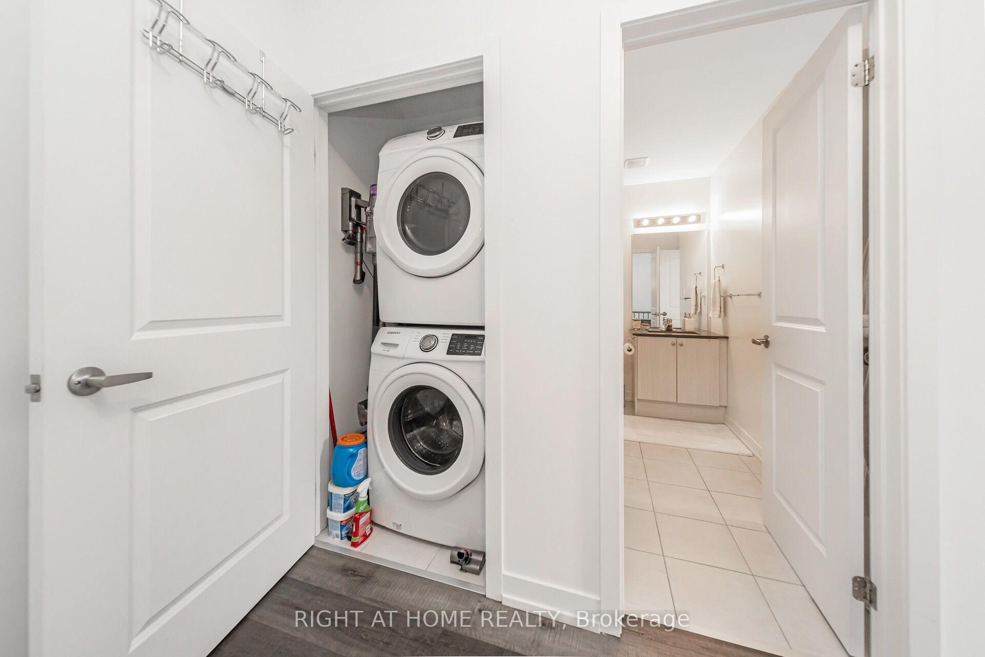 Photo 32 of 10 Engel Street, Vaughan, Vaughan Grove — HOMEH