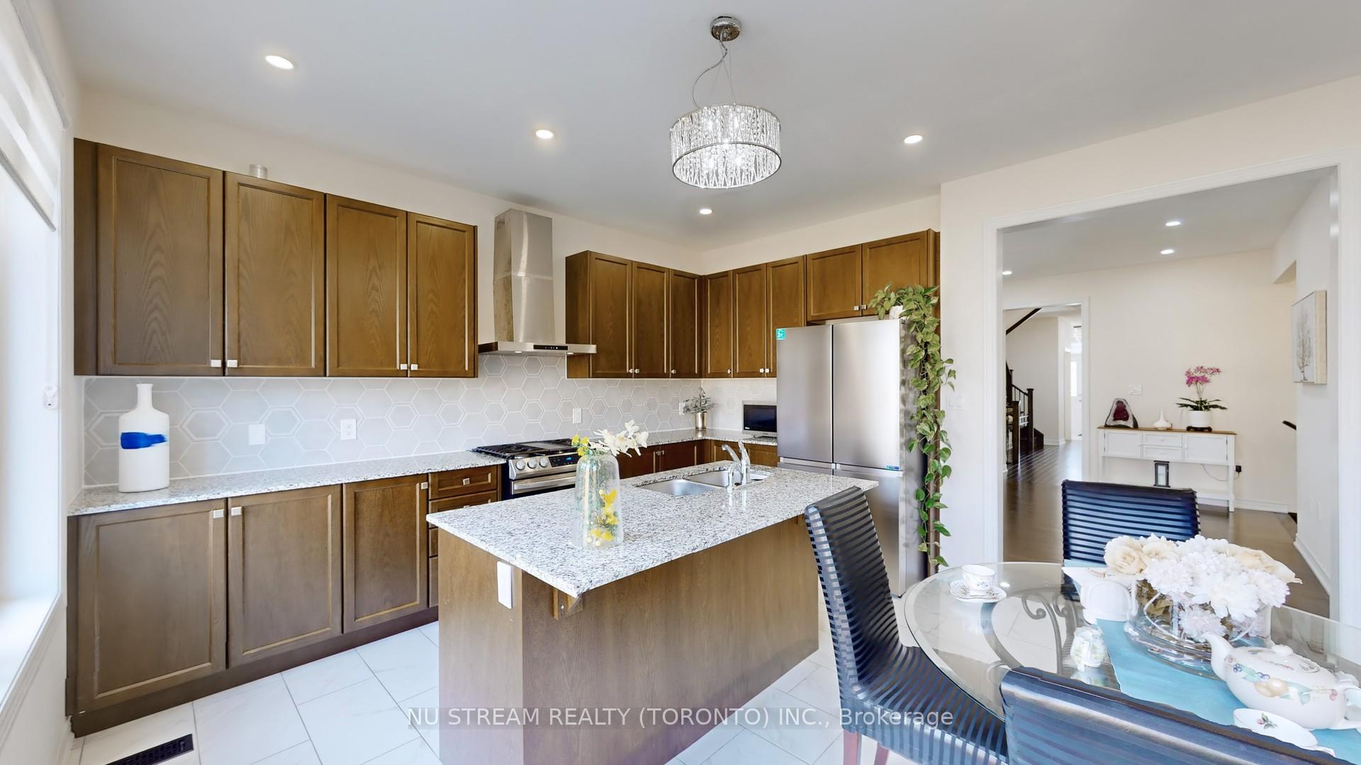 Photo 14 of 64 Beaverdams Drive, Whitby, Rural Whitby — HOMEH