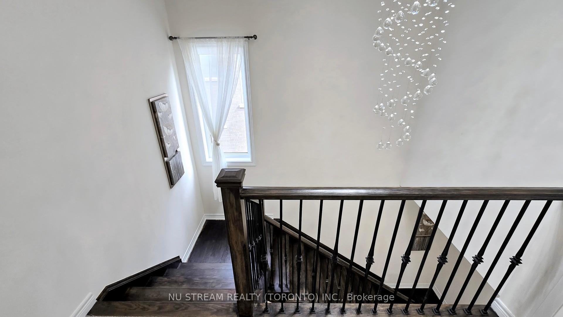 Photo 24 of 64 Beaverdams Drive, Whitby, Rural Whitby — HOMEH