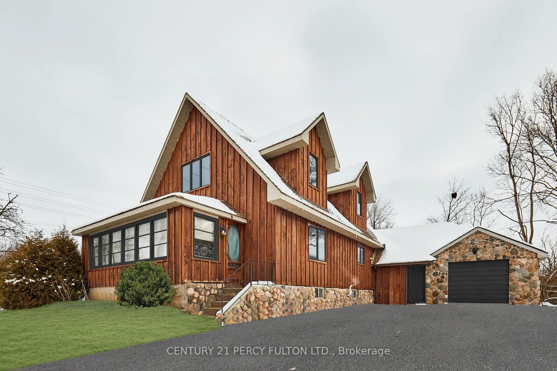 Front of 925 Harmony Road N