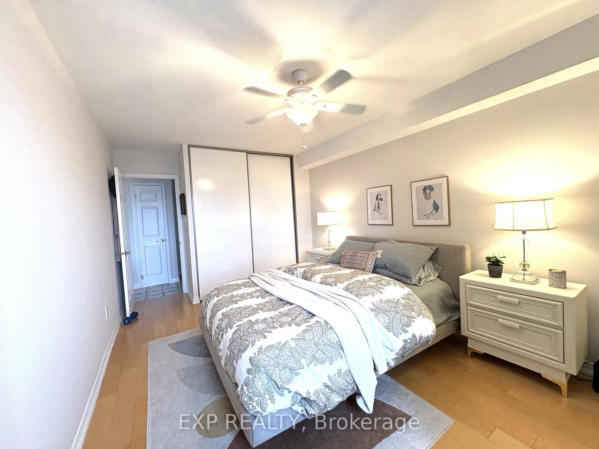 Photo 12 of Unit 1407, 301 Frances Avenue, Hamilton, Lakeshore — HOMEH