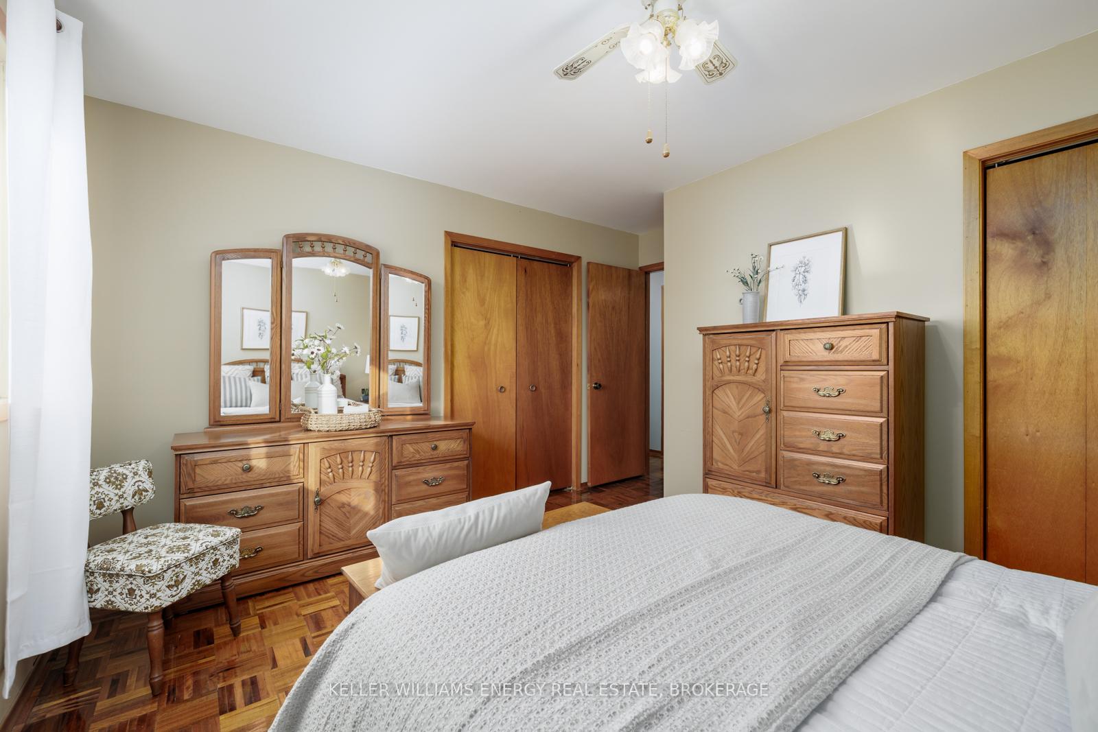 Photo 25 of 751 Cochrane Street, Whitby, Downtown Whitby — HOMEH