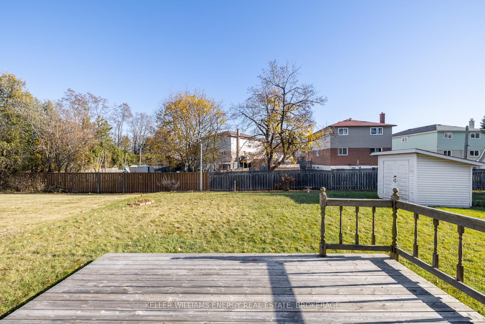 Photo 27 of 751 Cochrane Street, Whitby, Downtown Whitby — HOMEH